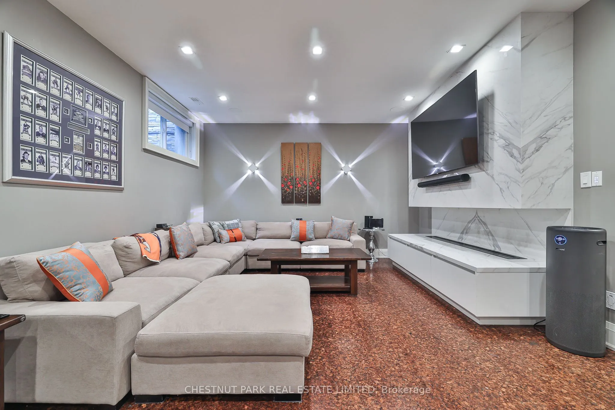 62 Heath Street W