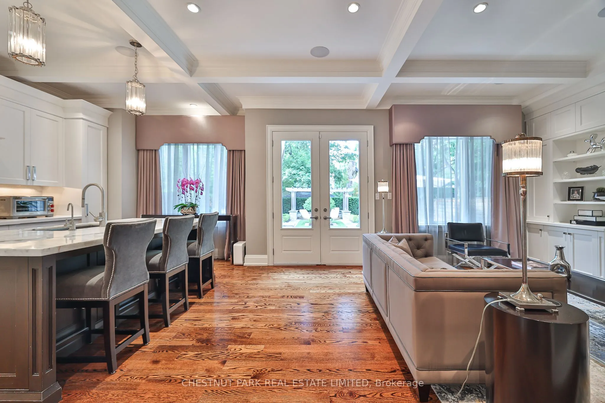 62 Heath Street W