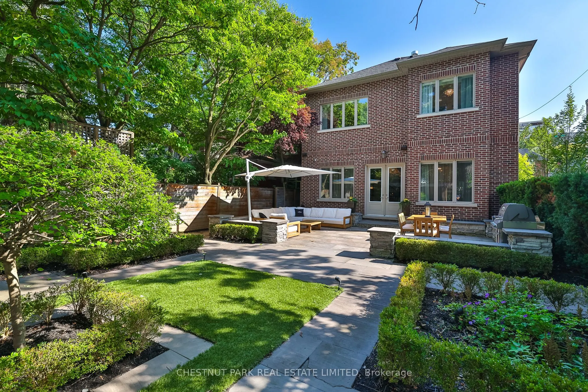 62 Heath Street W