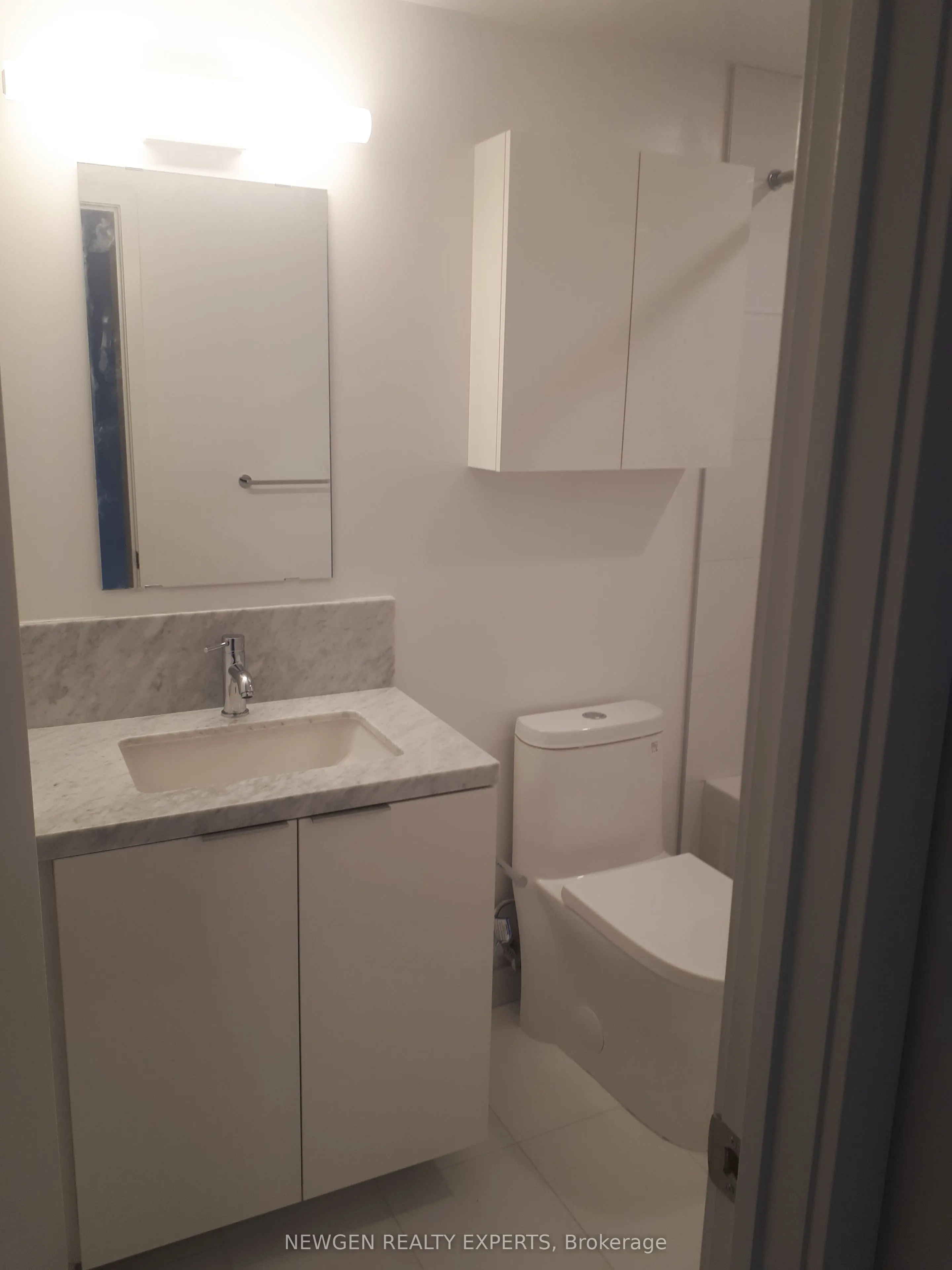 121 St Patrick Street, #423