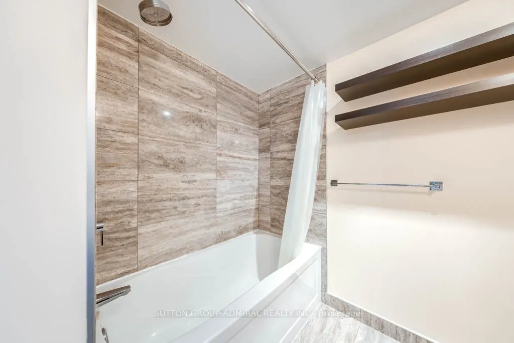 15 Iceboat Terrace, #937