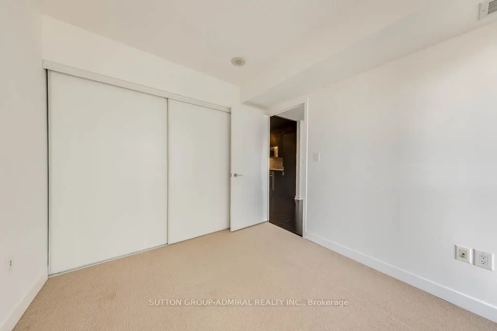 15 Iceboat Terrace, #937