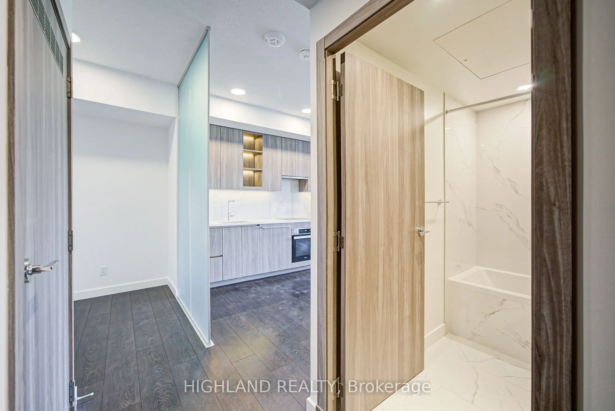 25 McMahon Drive, #608