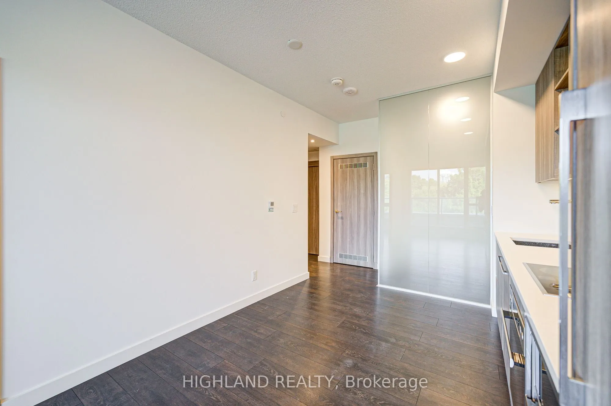 25 McMahon Drive, #608