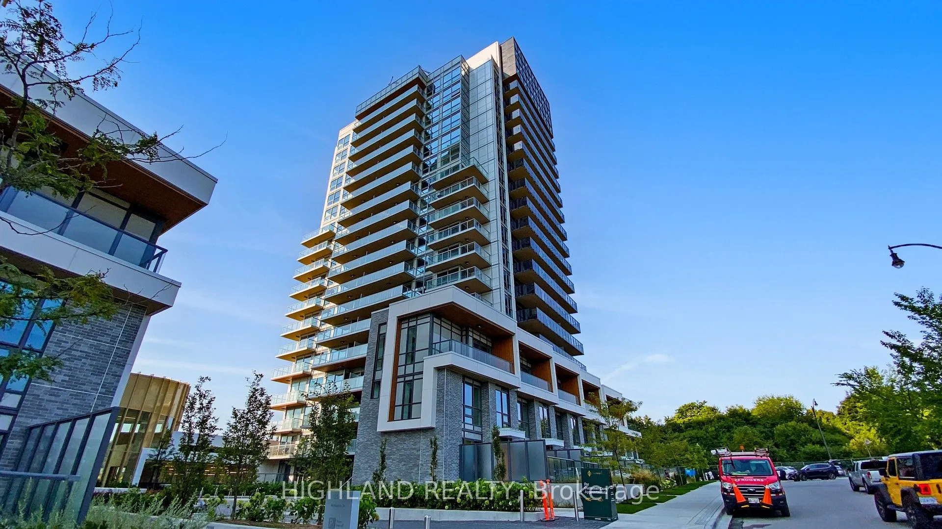 25 McMahon Drive, #608