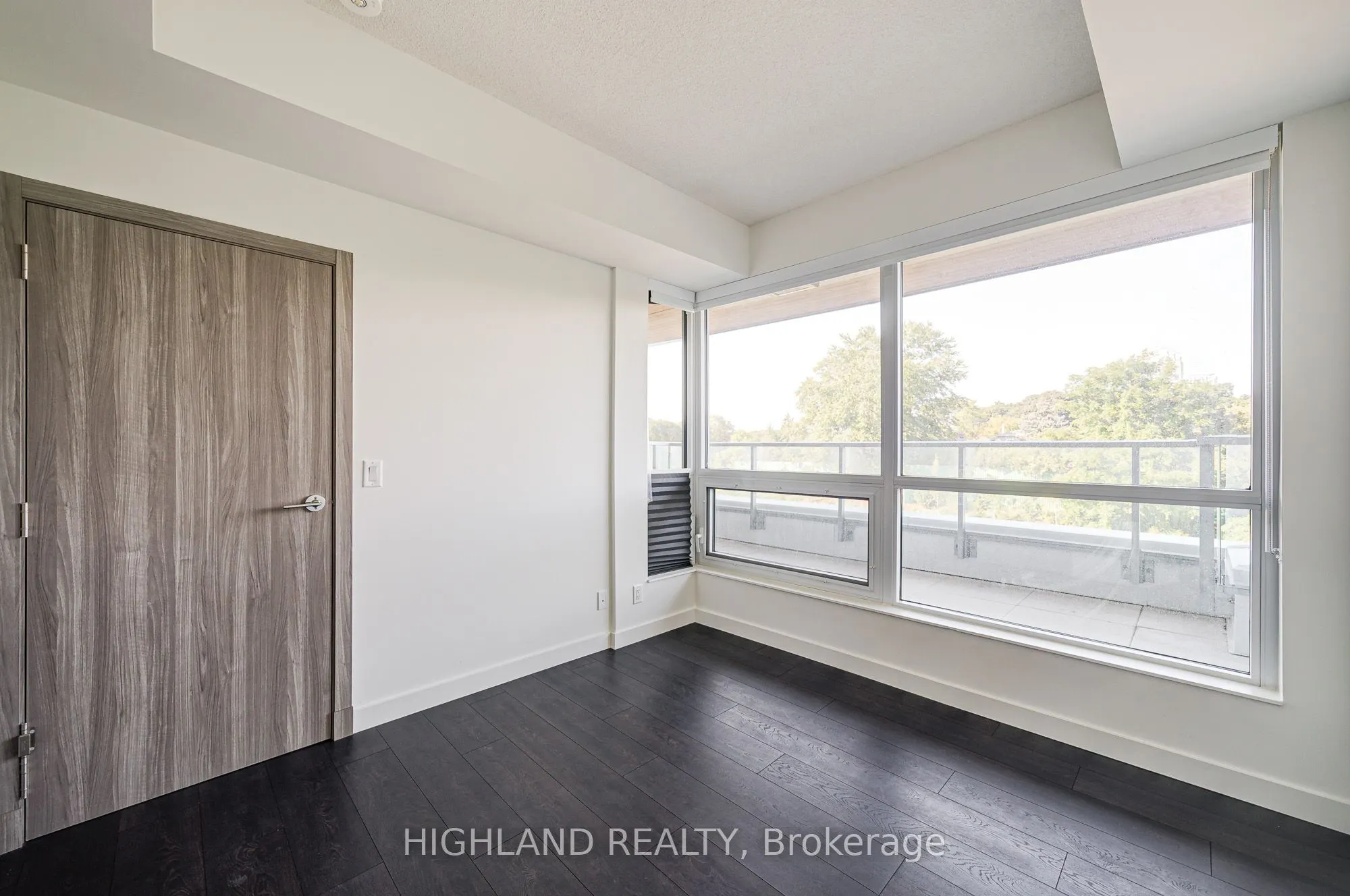 25 McMahon Drive, #608