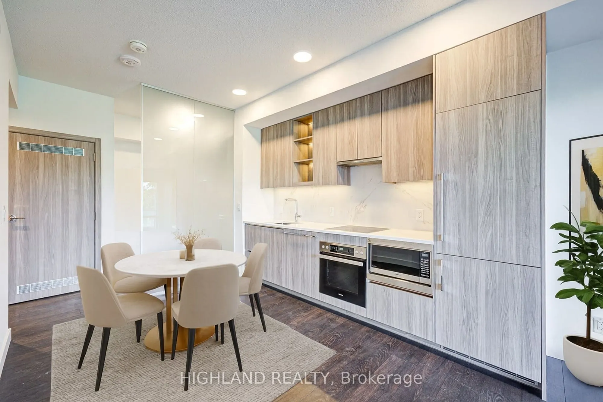 25 McMahon Drive, #608