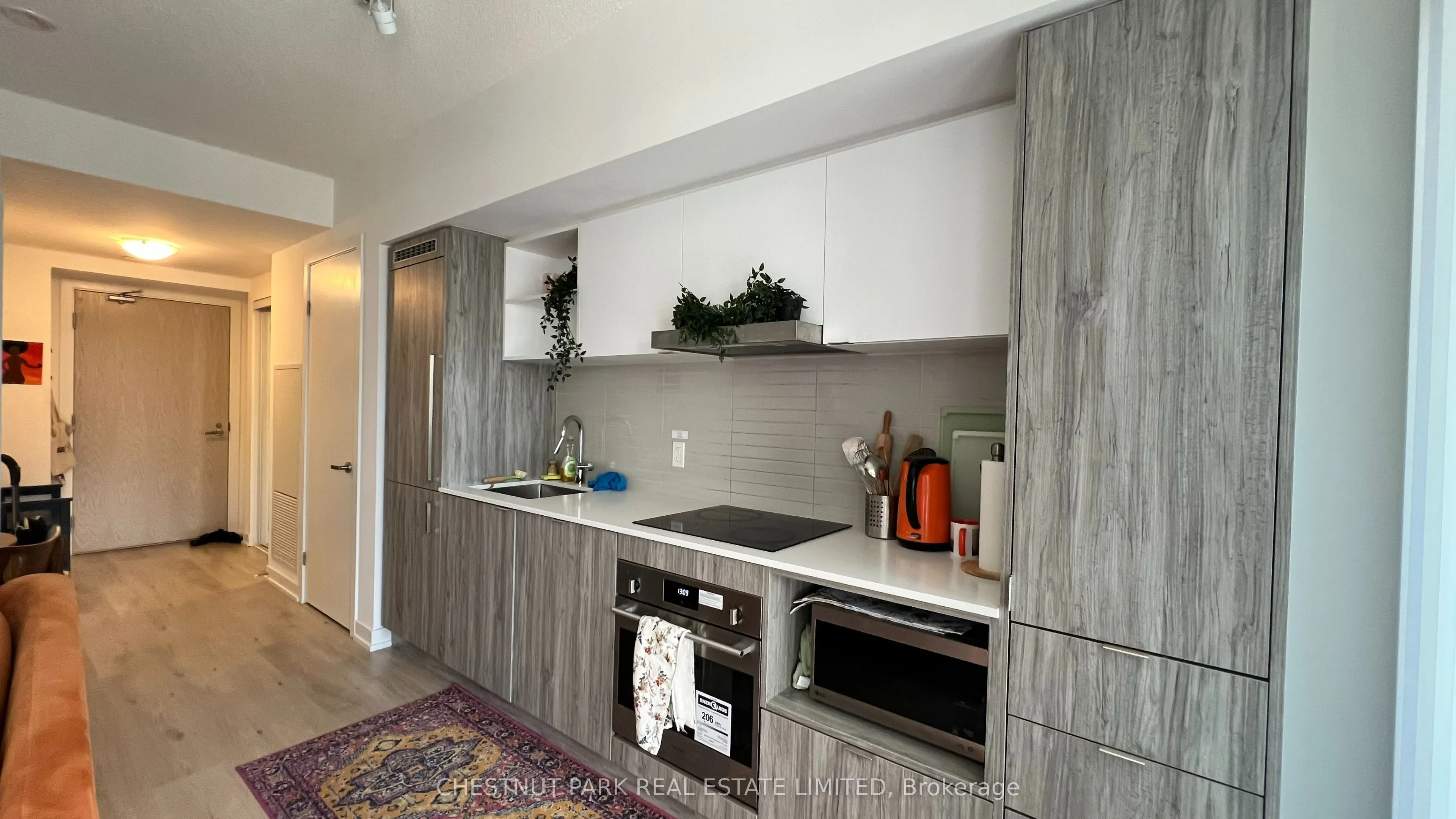 138 Downes Street, #1815