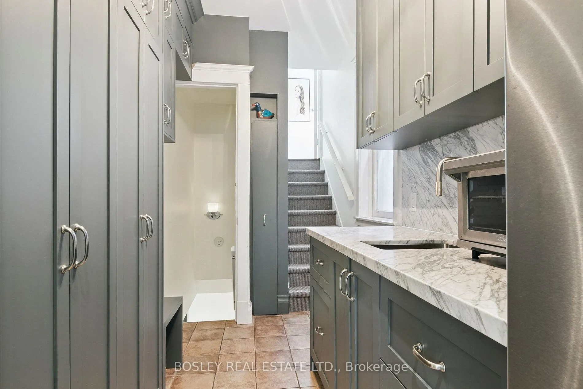52 Rowanwood Avenue