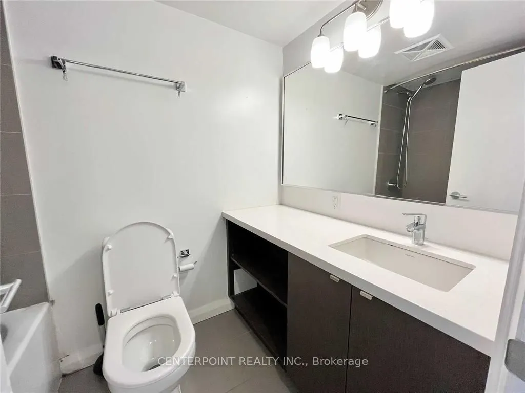 155 Yorkville Avenue, #1217