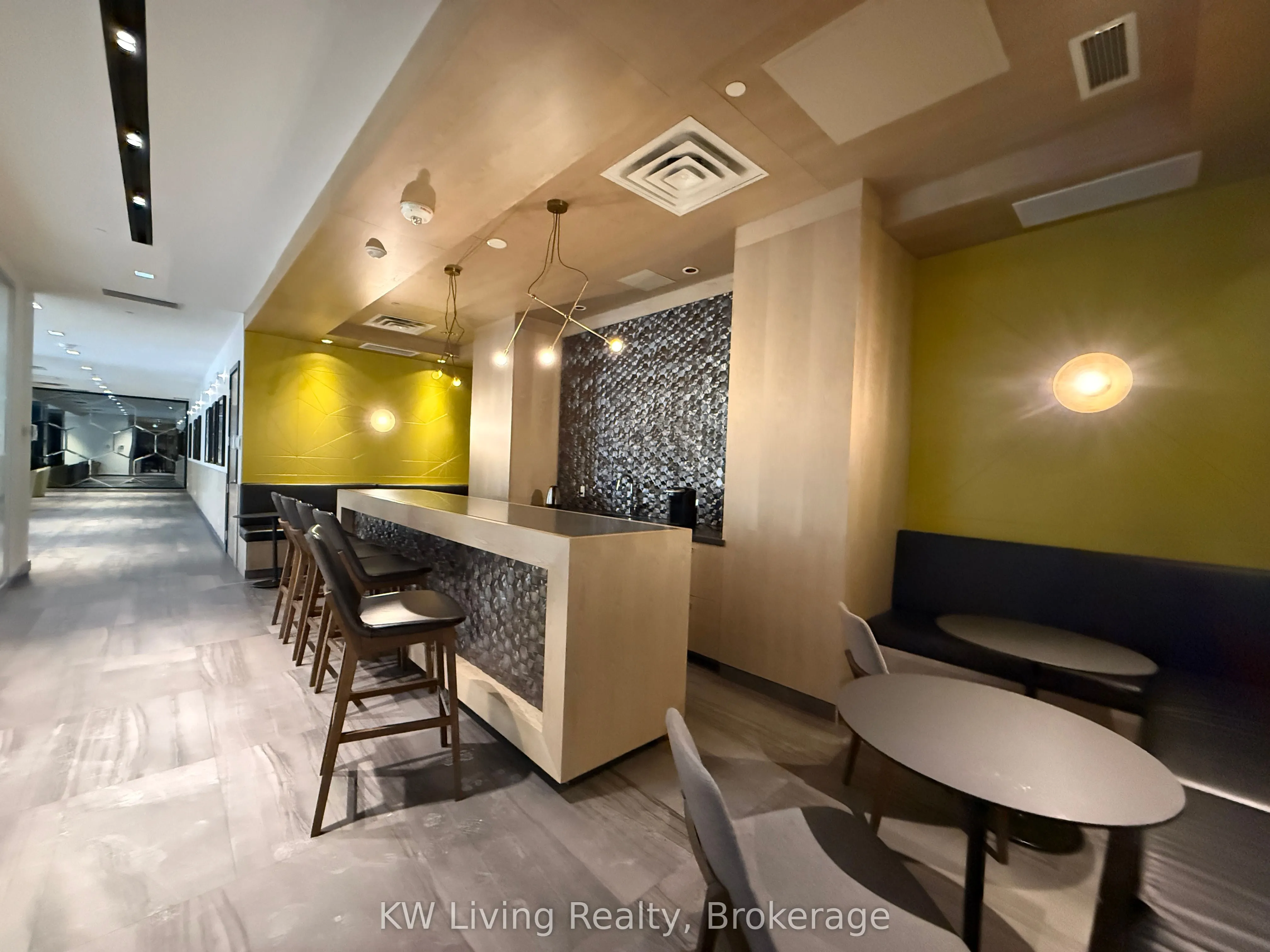 128 Fairview Mall Drive, #1510