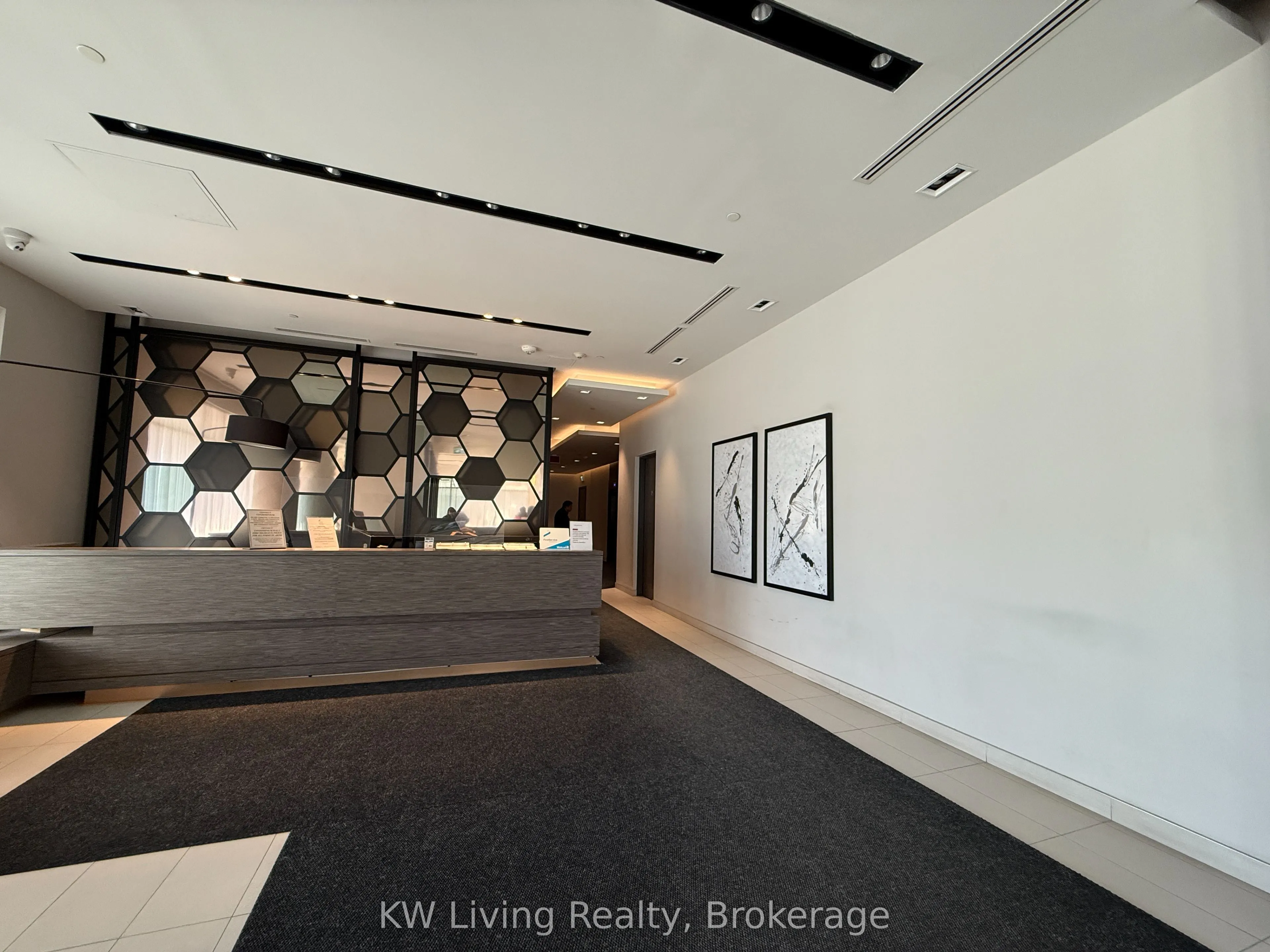 128 Fairview Mall Drive, #1510