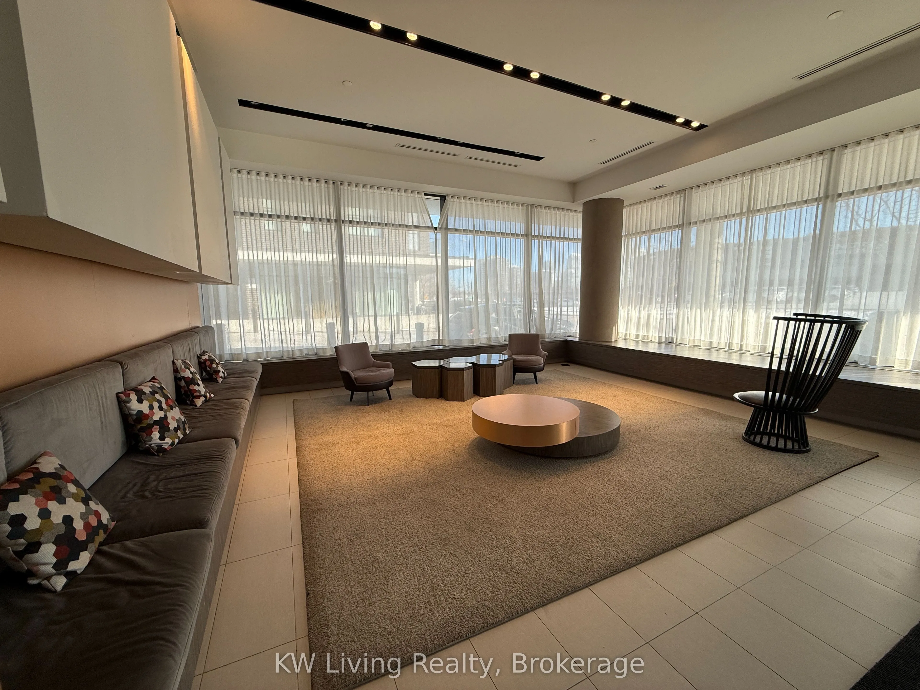 128 Fairview Mall Drive, #1510