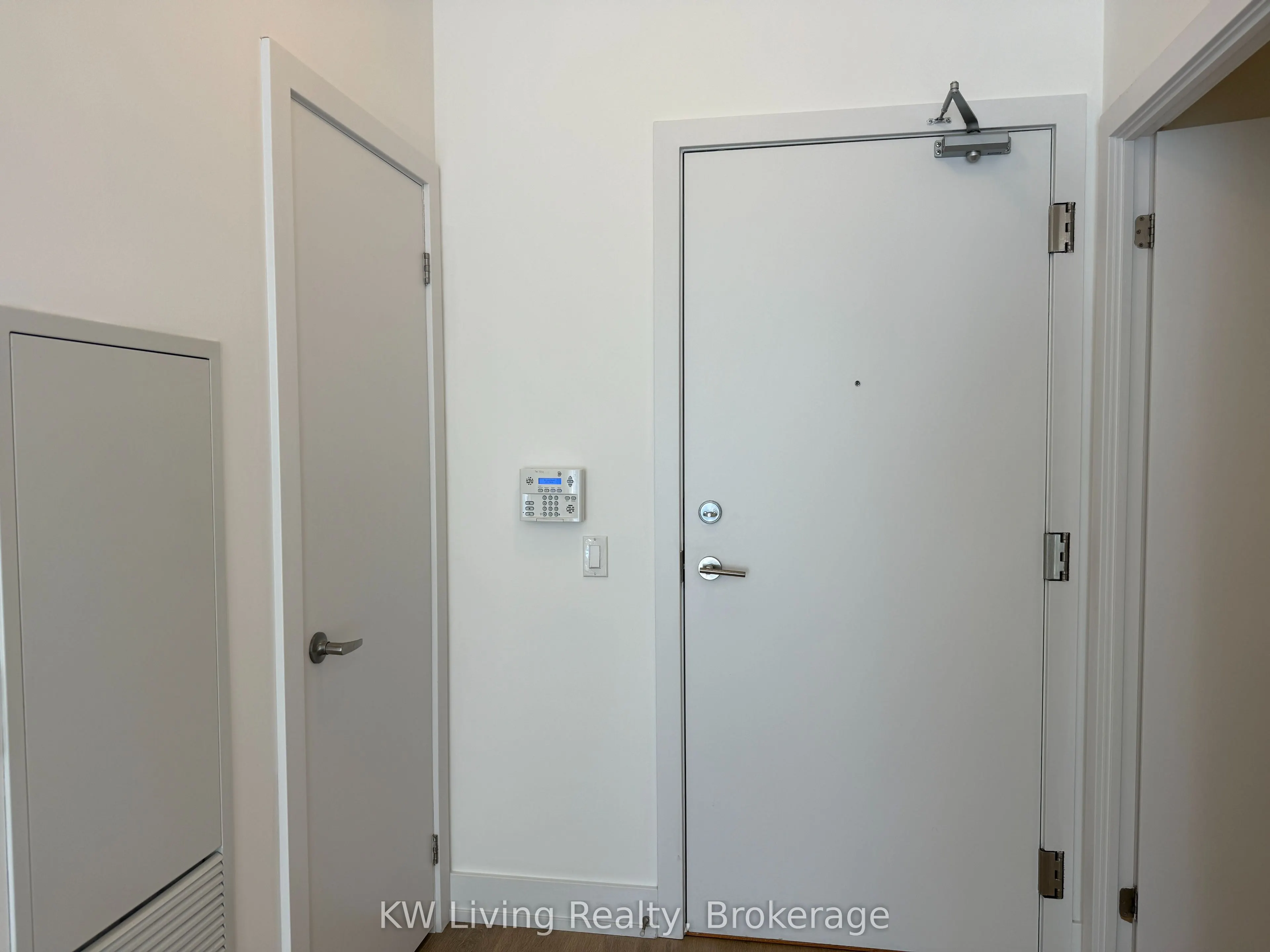 128 Fairview Mall Drive, #1510