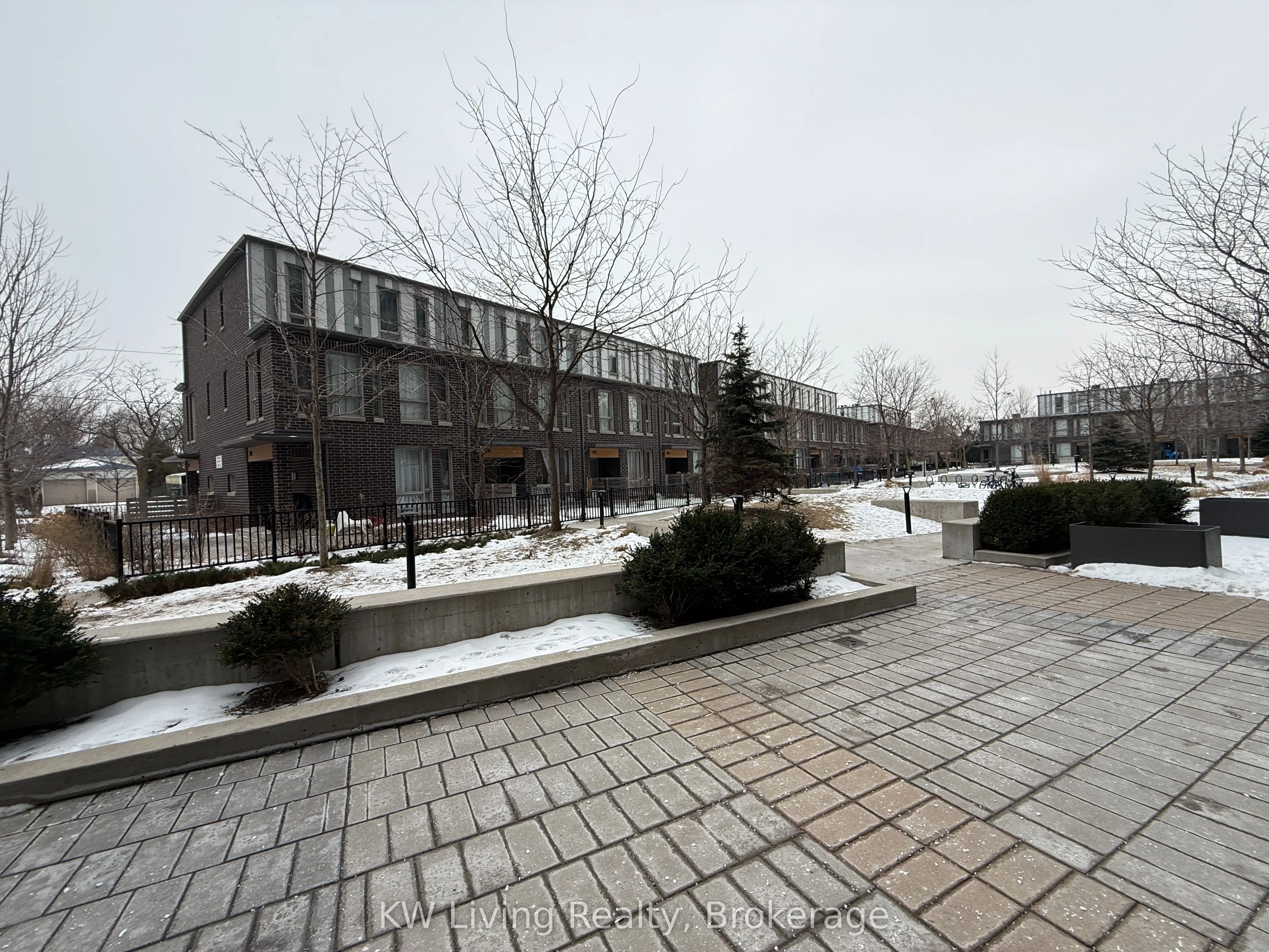 128 Fairview Mall Drive, #1510