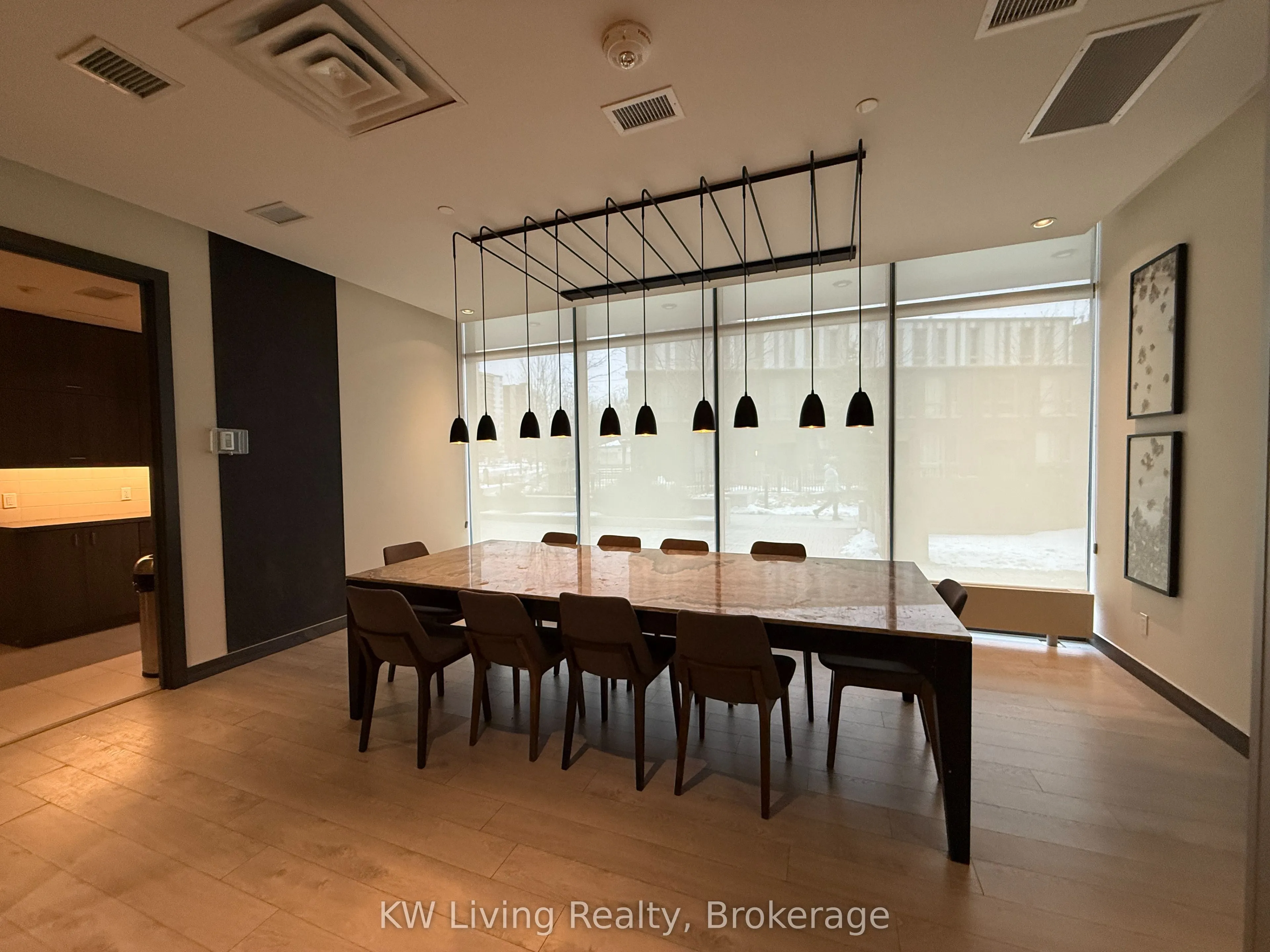 128 Fairview Mall Drive, #1510