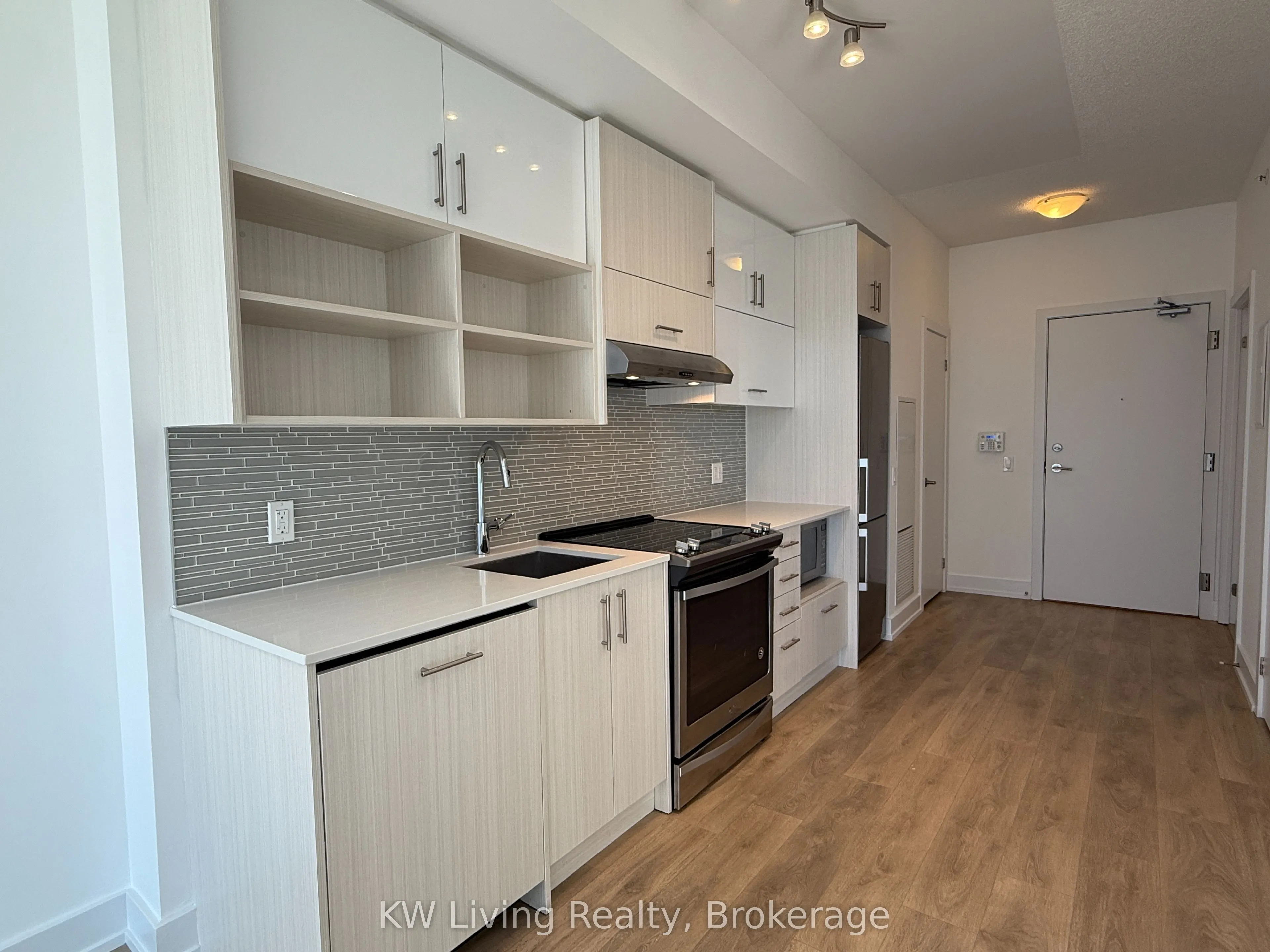 128 Fairview Mall Drive, #1510