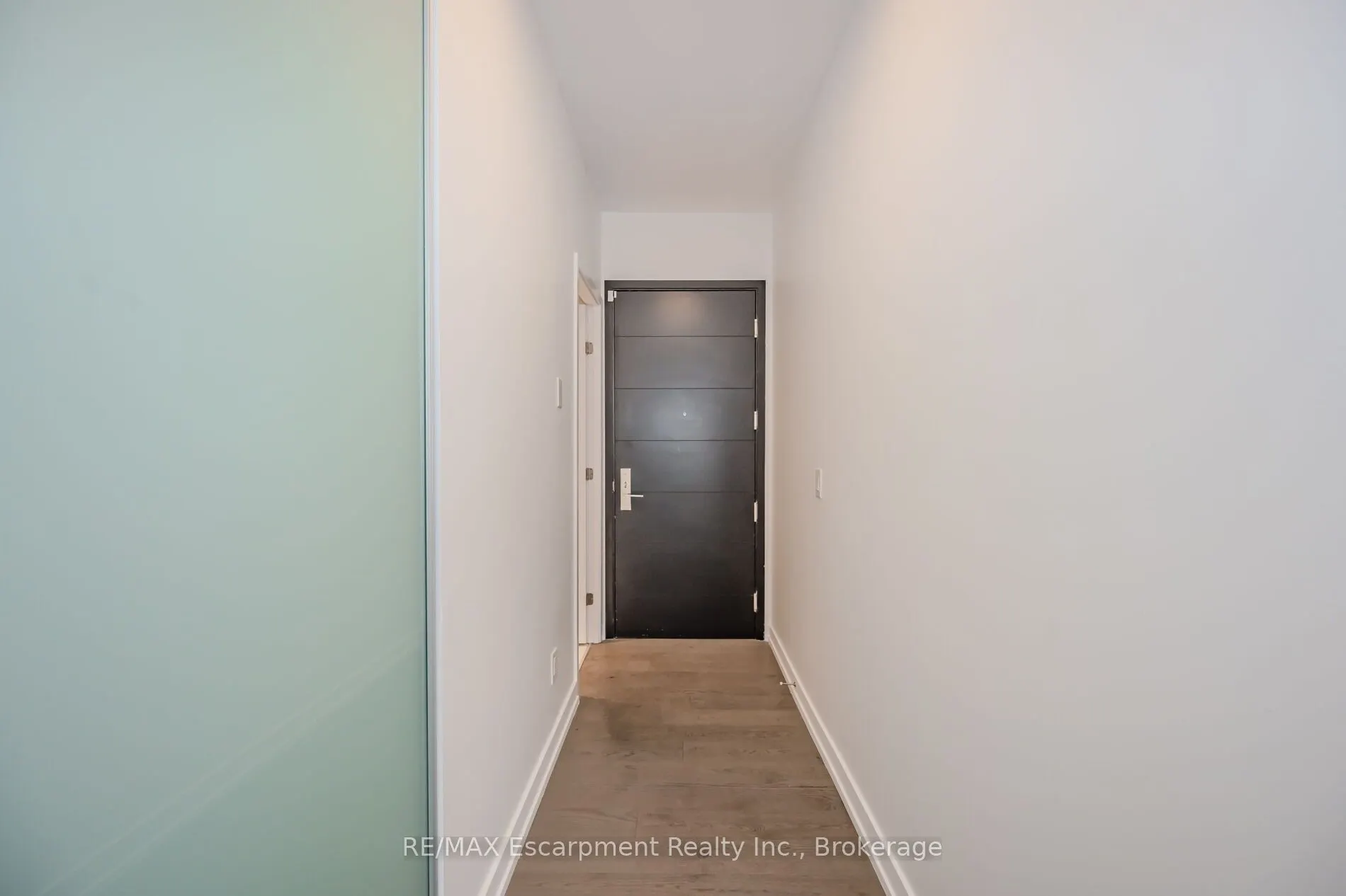 488 University Avenue, #2816