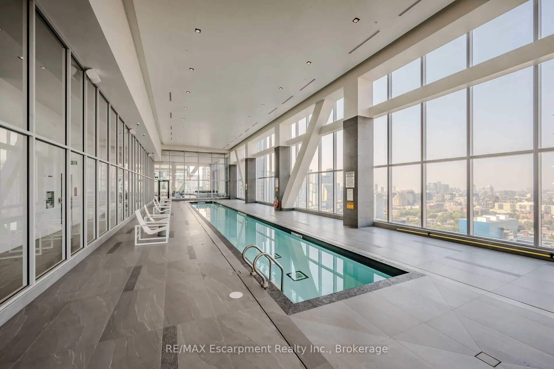 488 University Avenue, #2816