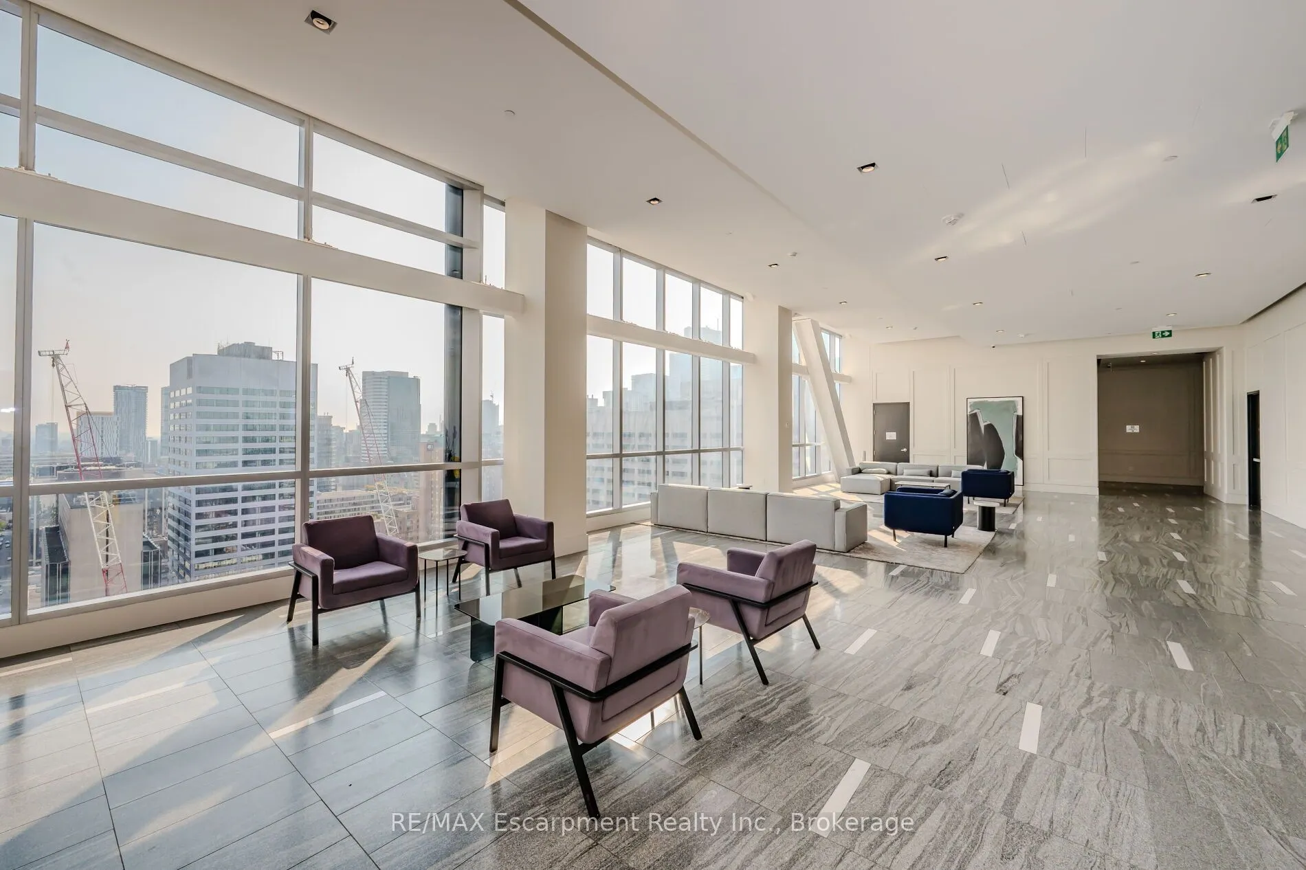 488 University Avenue, #2816