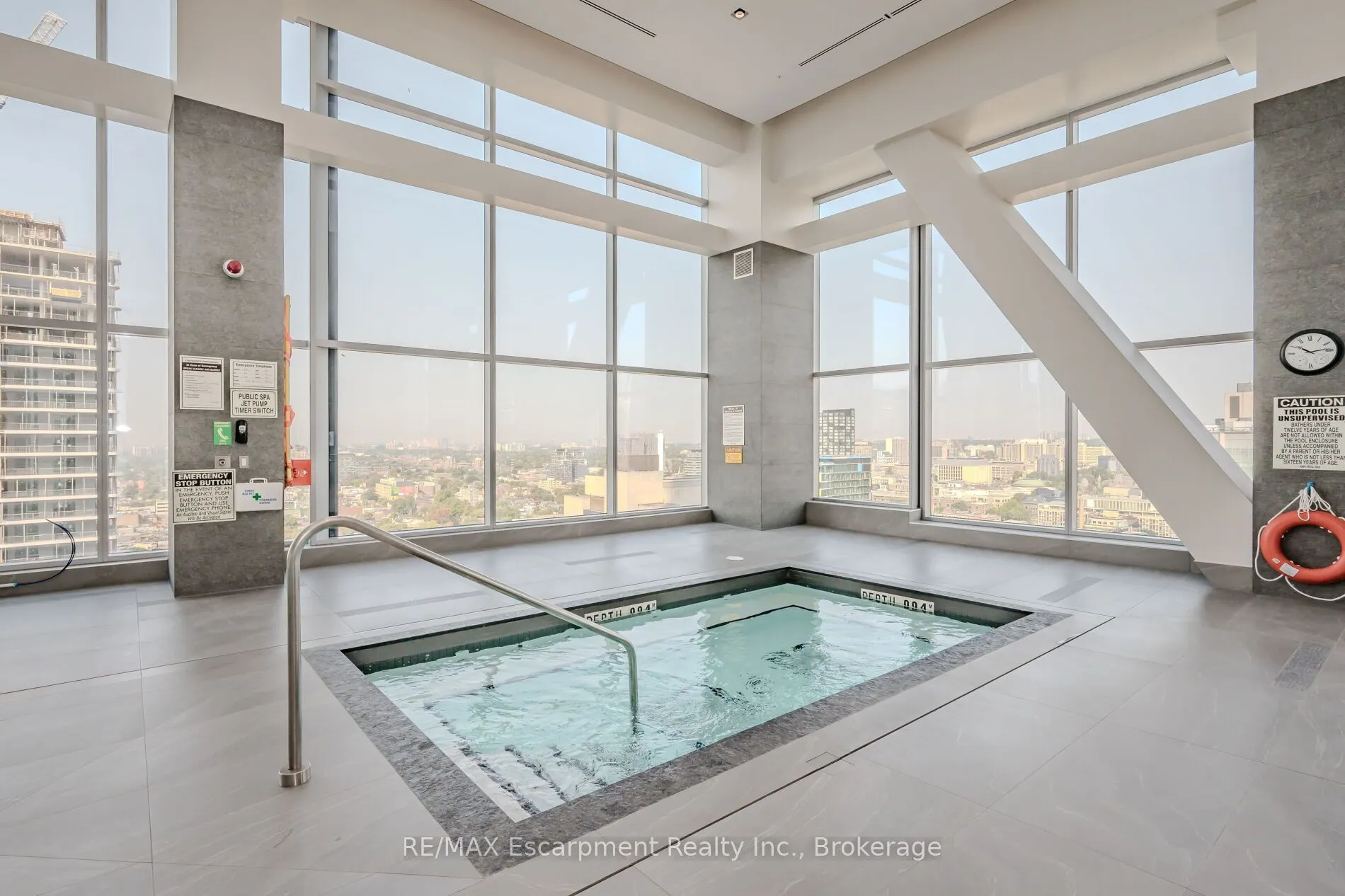 488 University Avenue, #2816