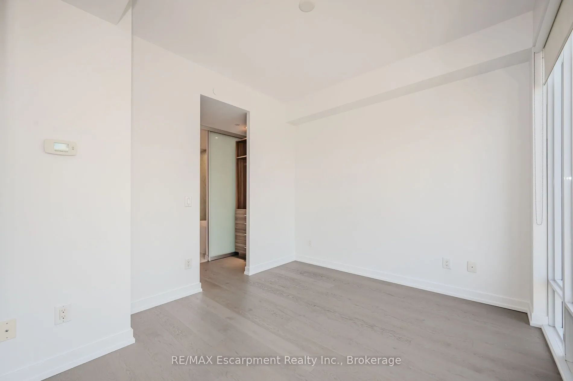 488 University Avenue, #2816