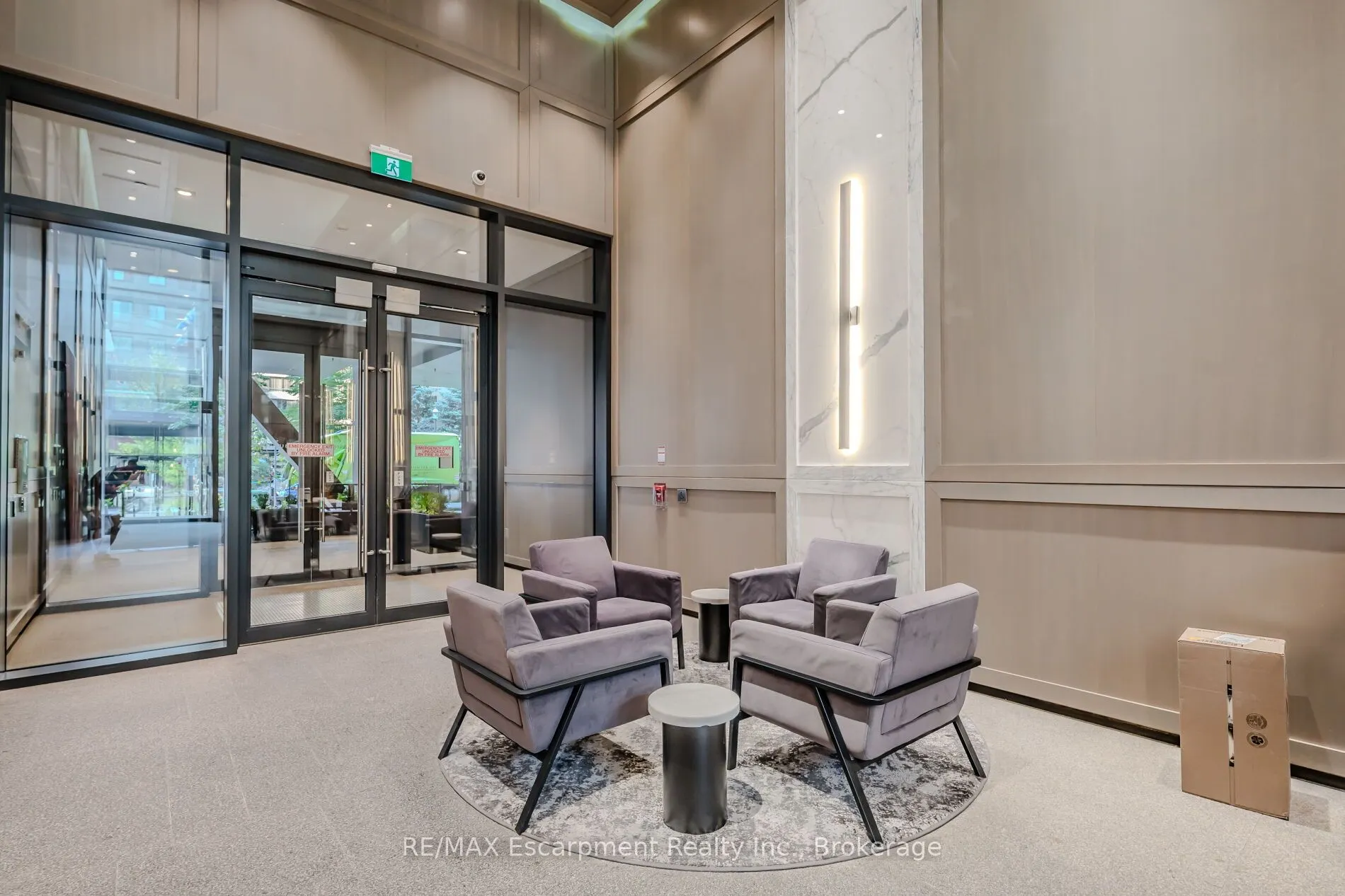 488 University Avenue, #2816