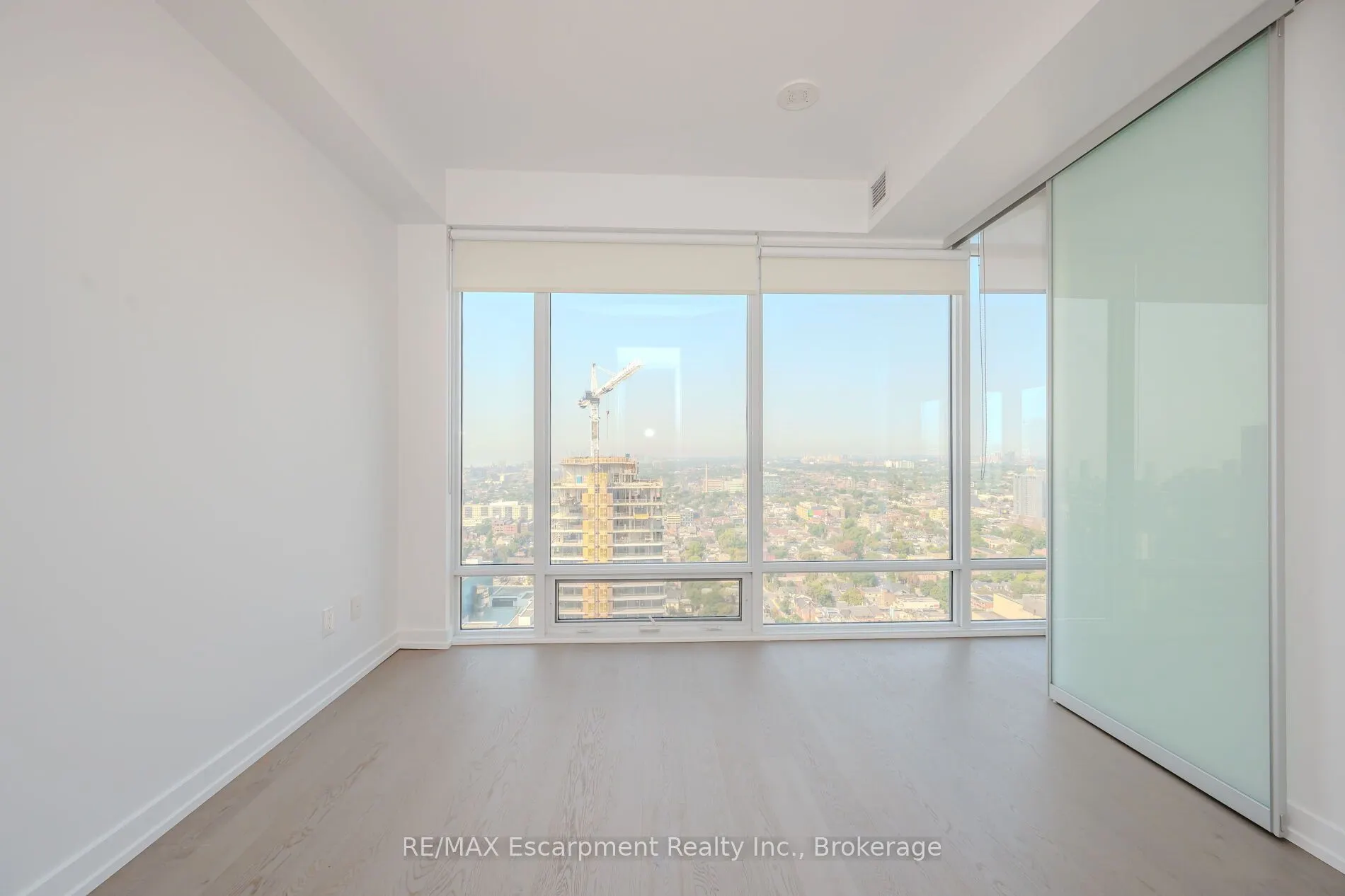 488 University Avenue, #2816