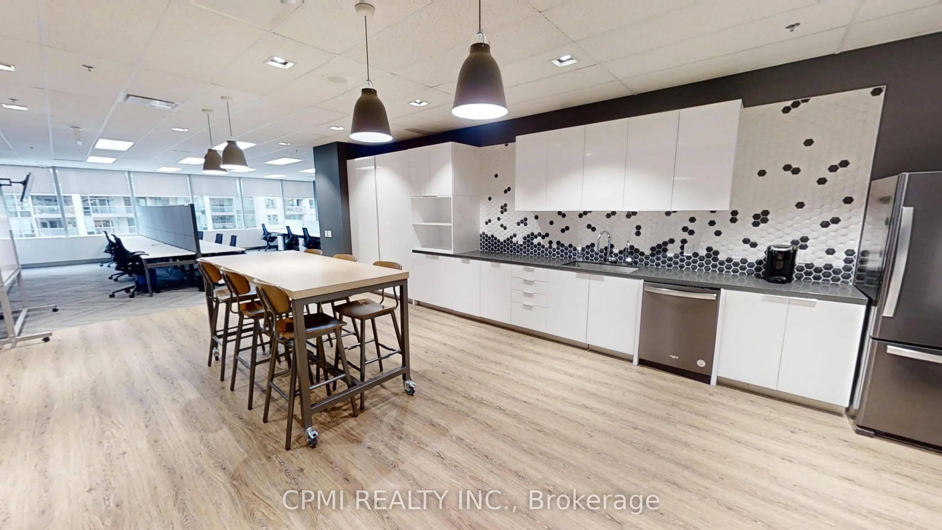 5255 Yonge Street, #900
