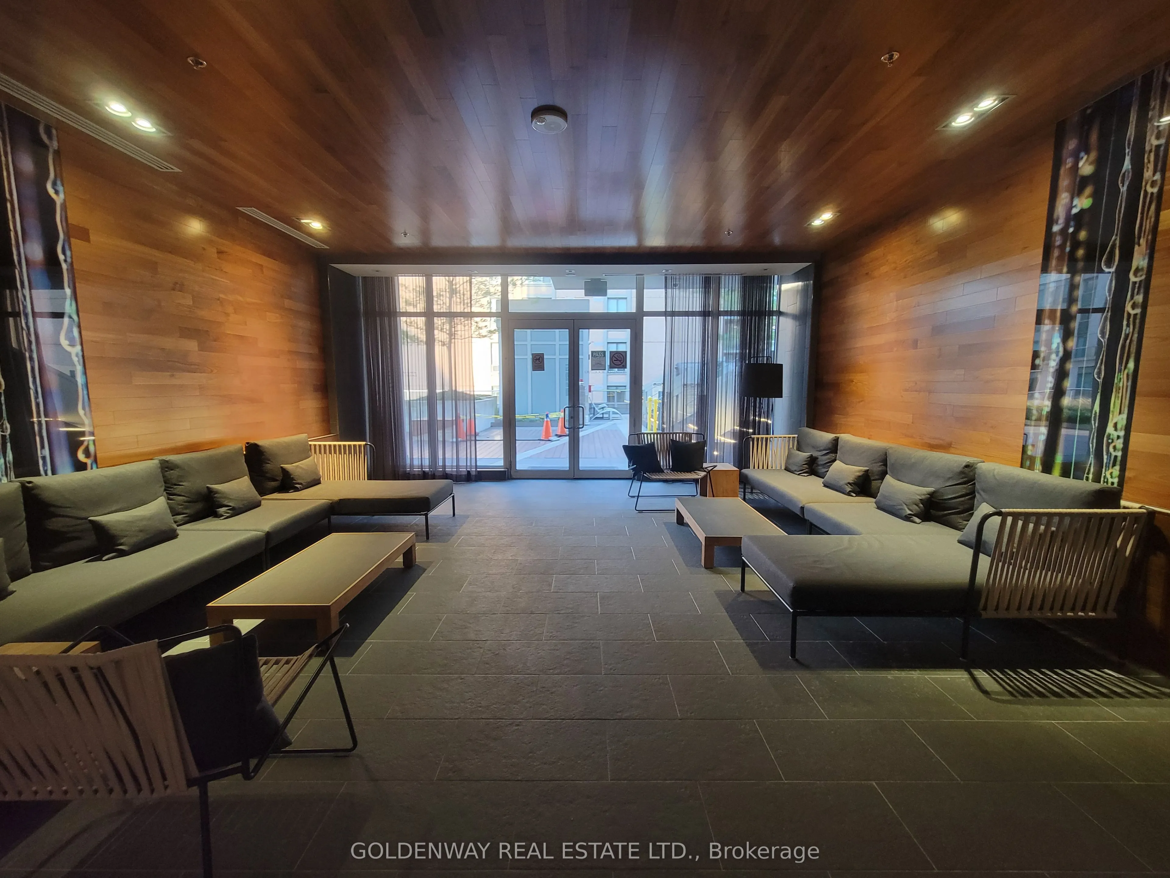 199 Richmond Street W, #1101