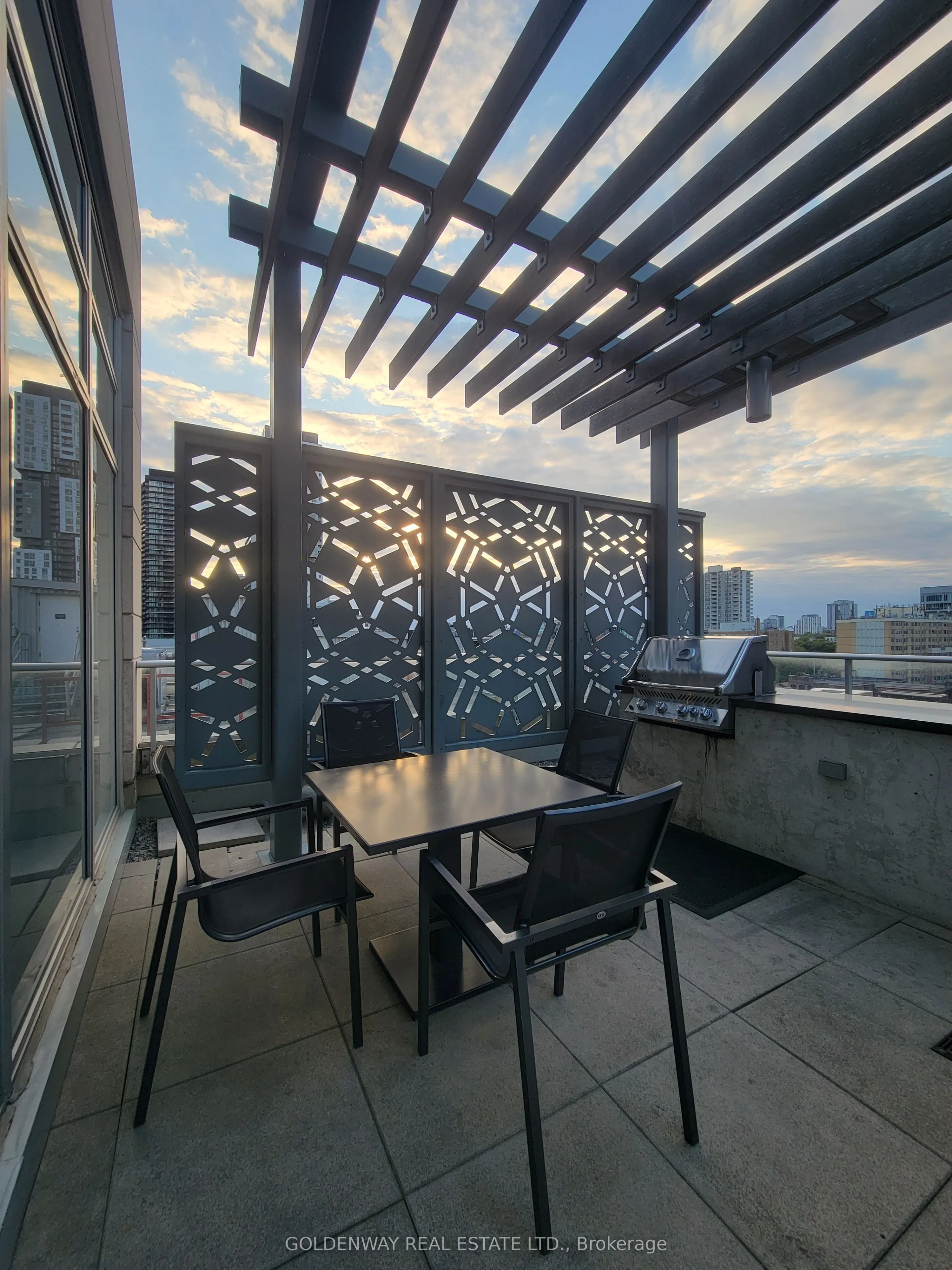 199 Richmond Street W, #1101