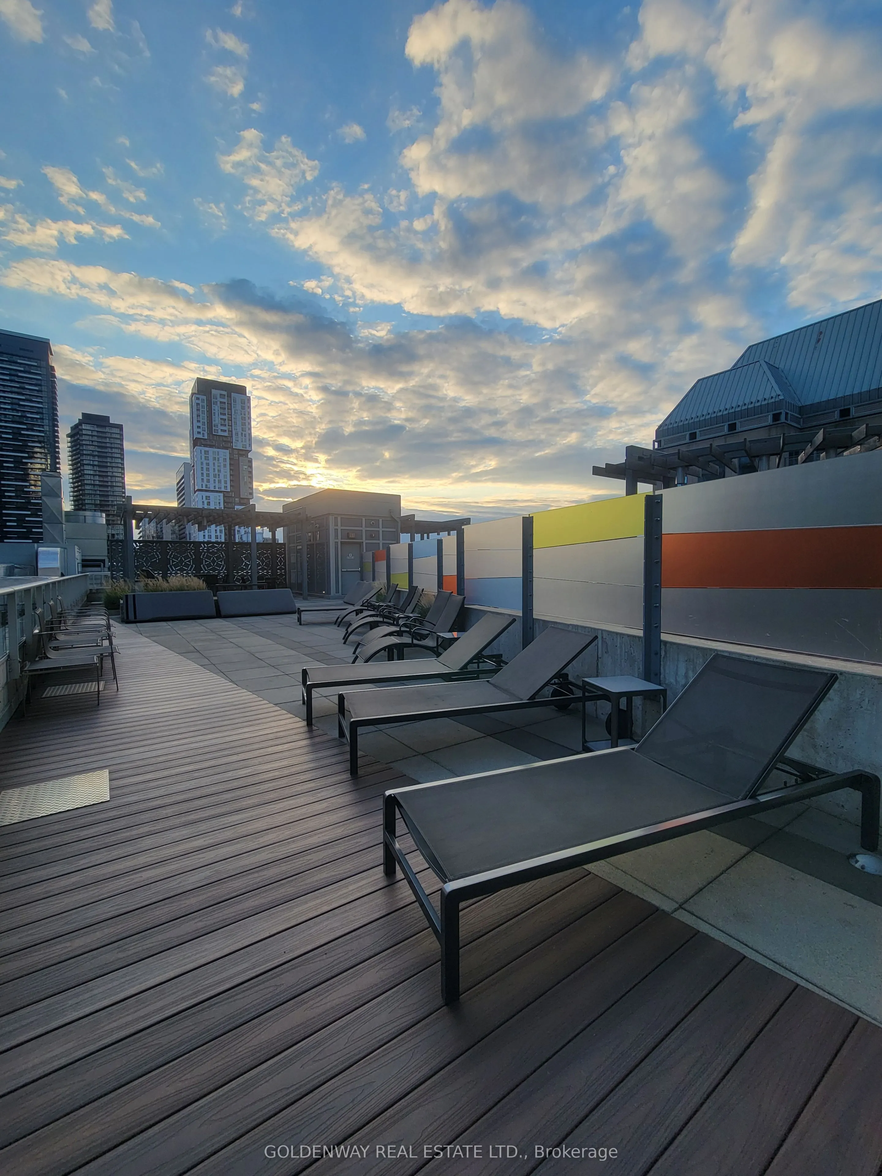 199 Richmond Street W, #1101