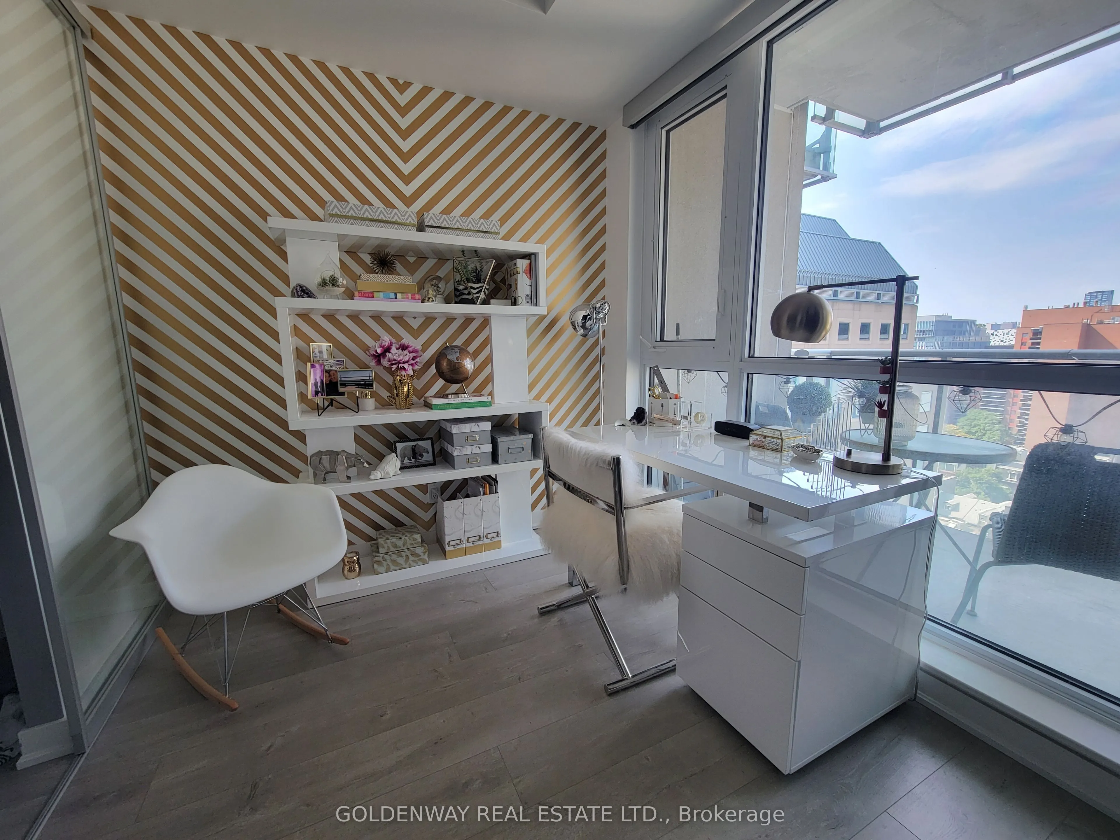 199 Richmond Street W, #1101