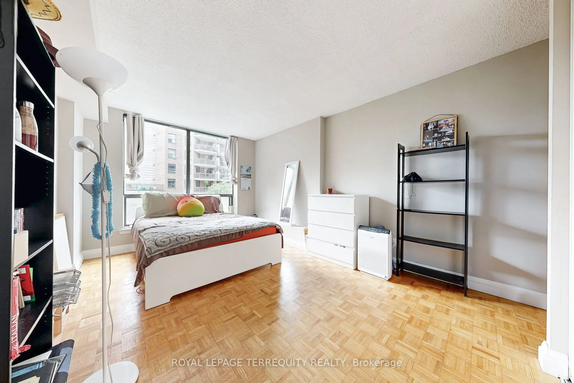 250 Jarvis Street, #506