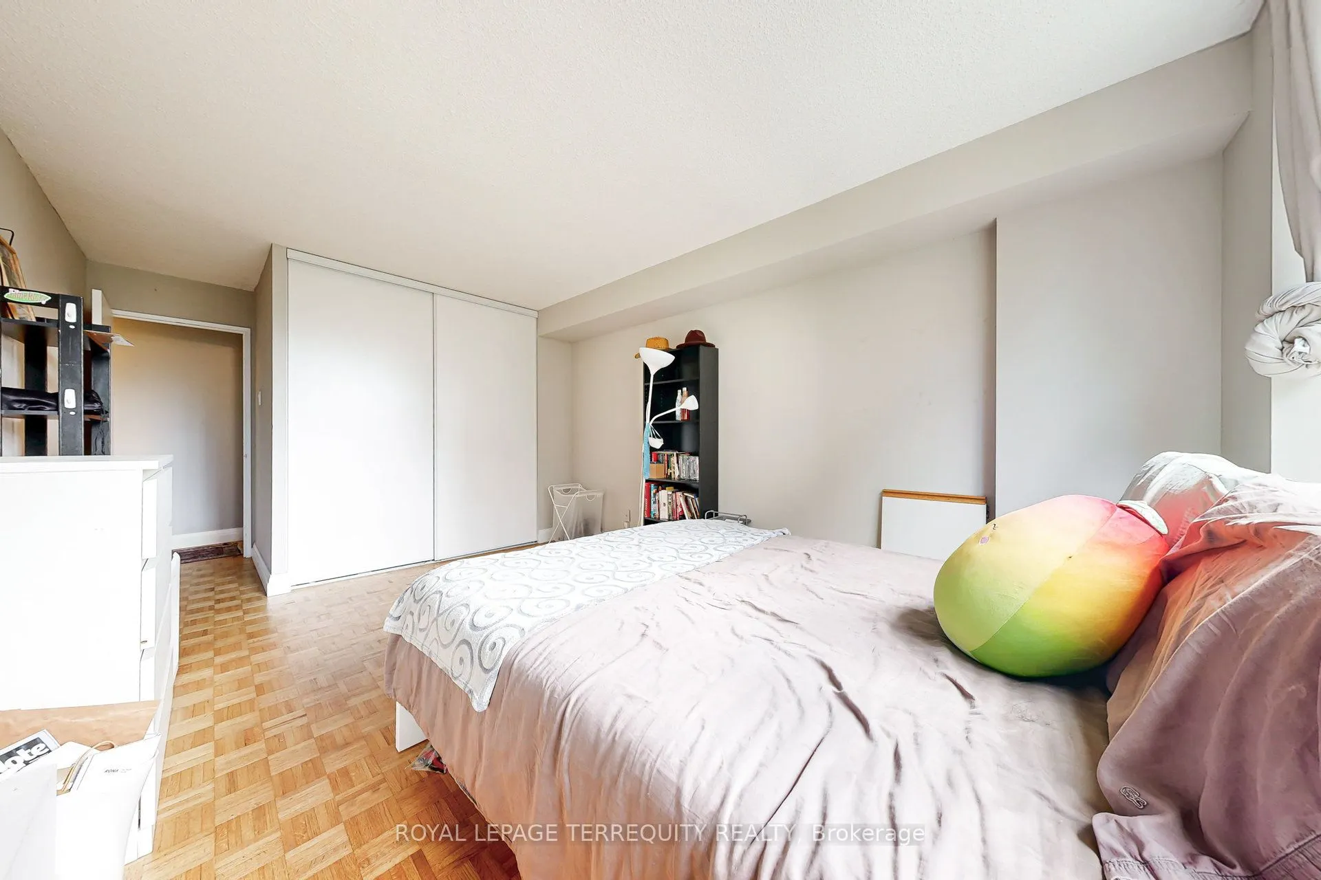 250 Jarvis Street, #506