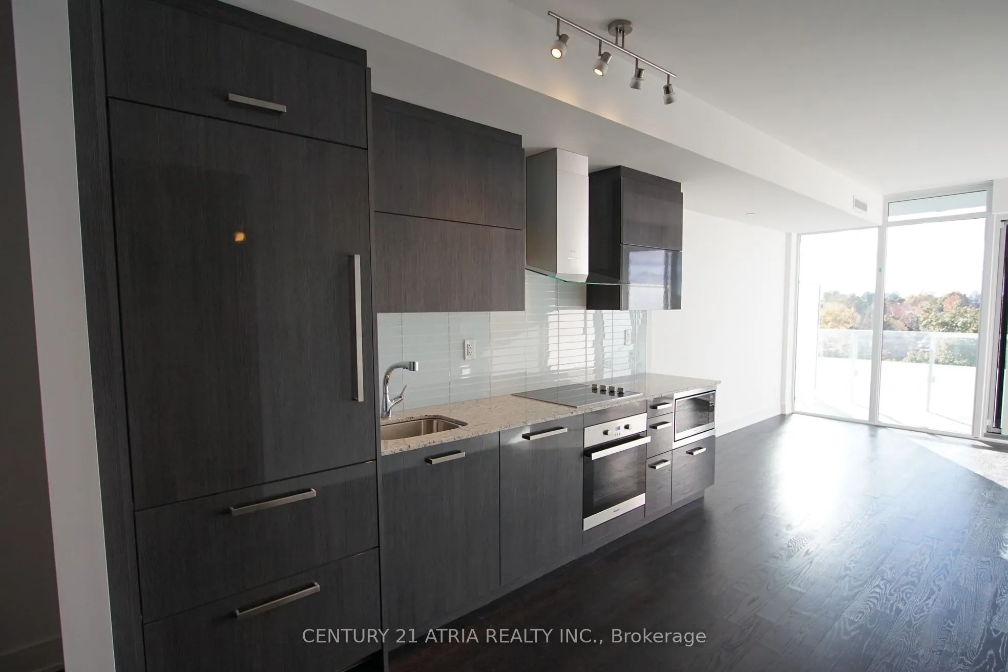 3018 Yonge Street, #816