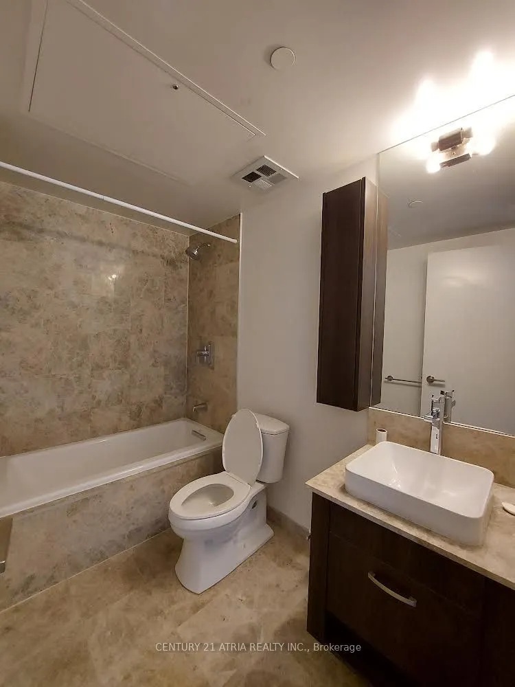 3018 Yonge Street, #816