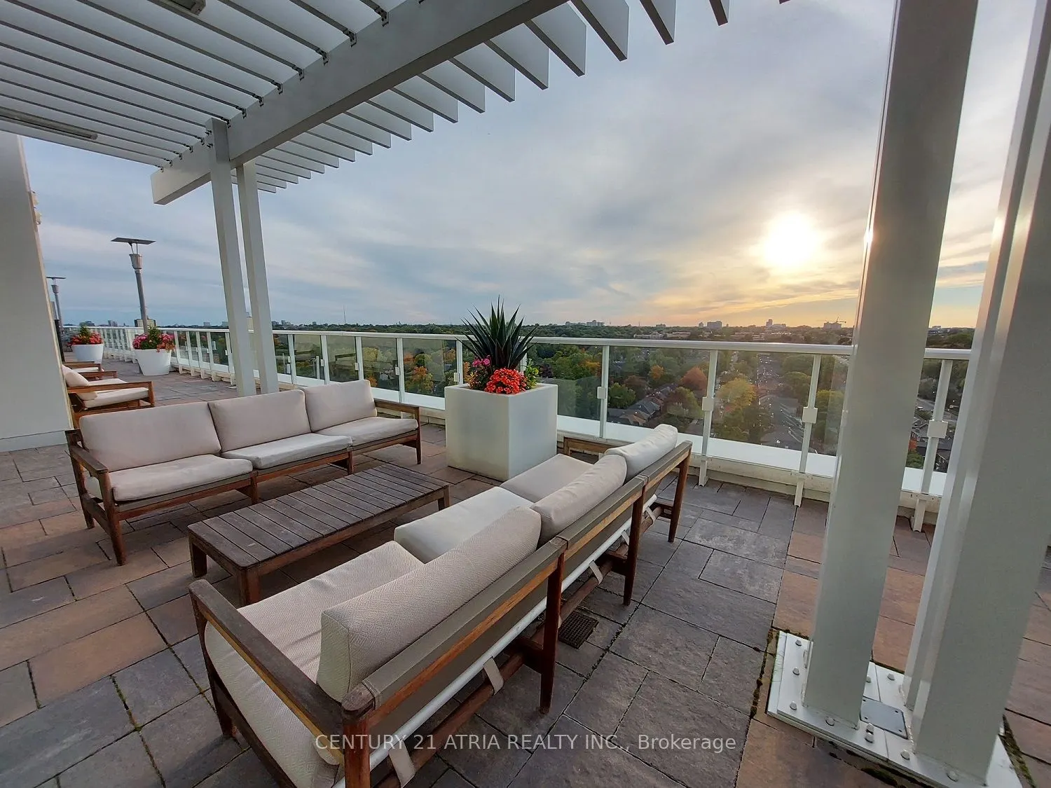 3018 Yonge Street, #816