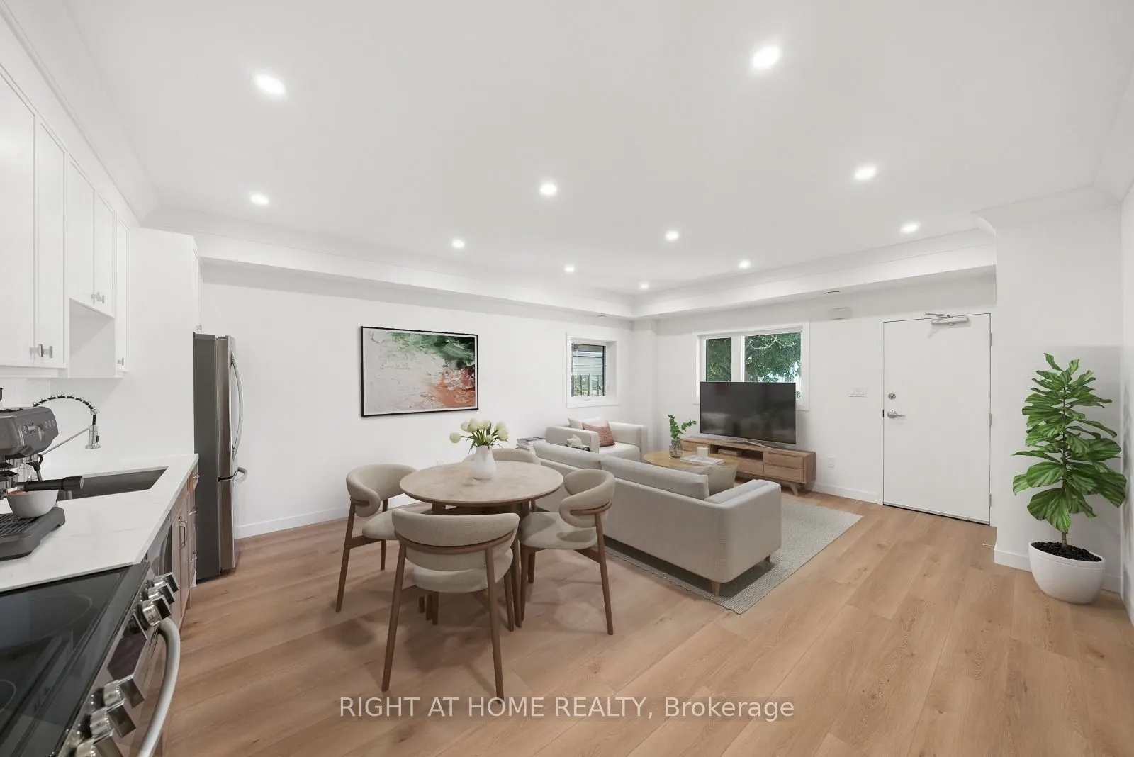 125 Kendal Ave Avenue, #2