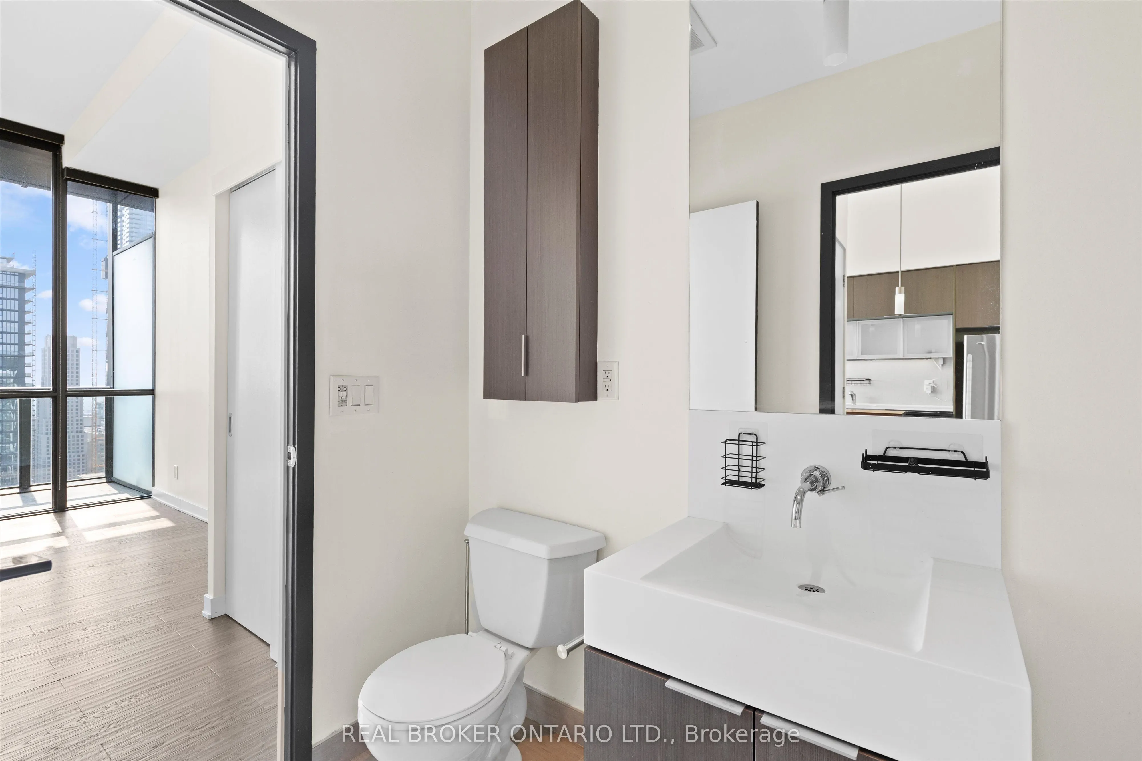 110 Charles Street E, #PH 4403