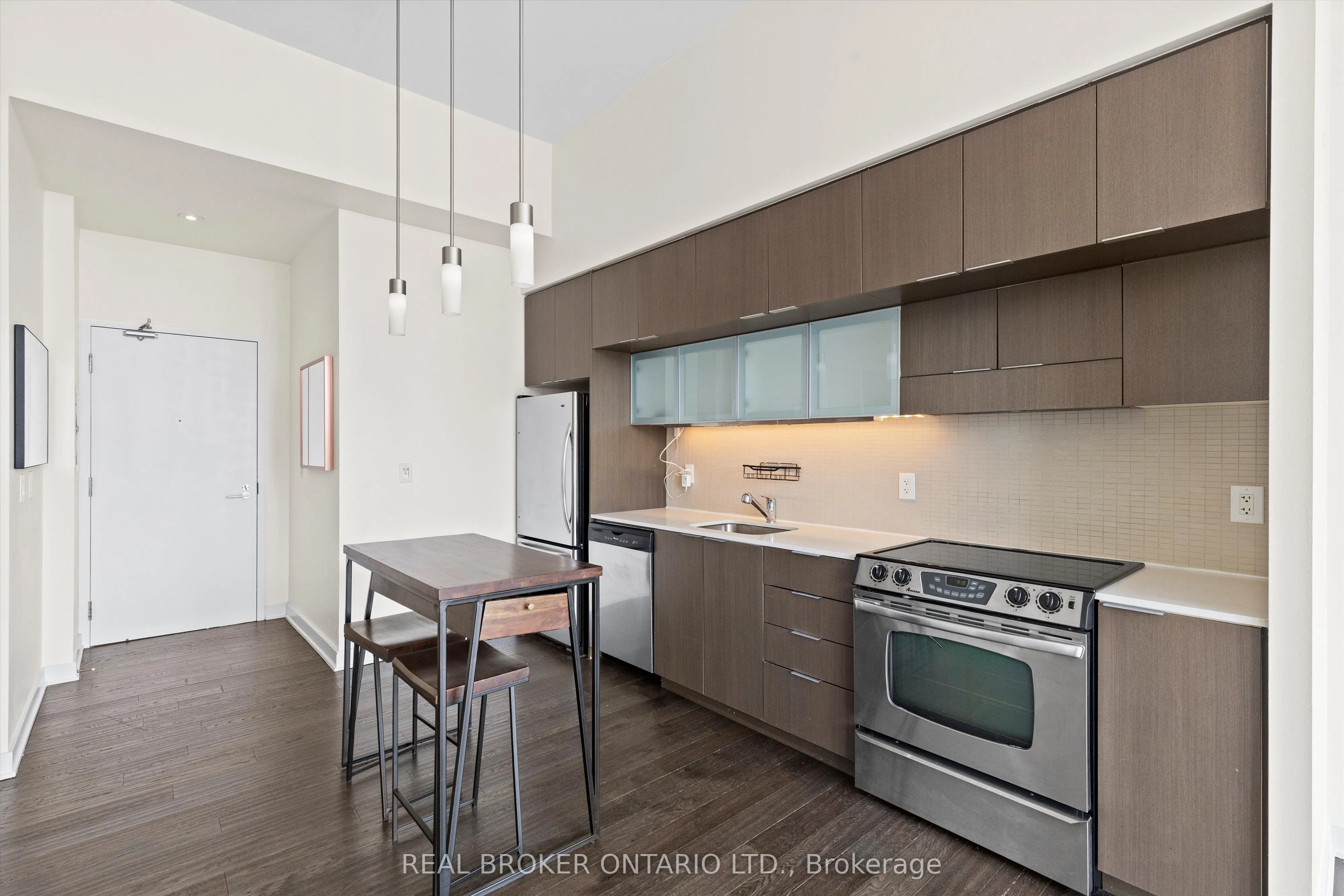 110 Charles Street E, #PH 4403