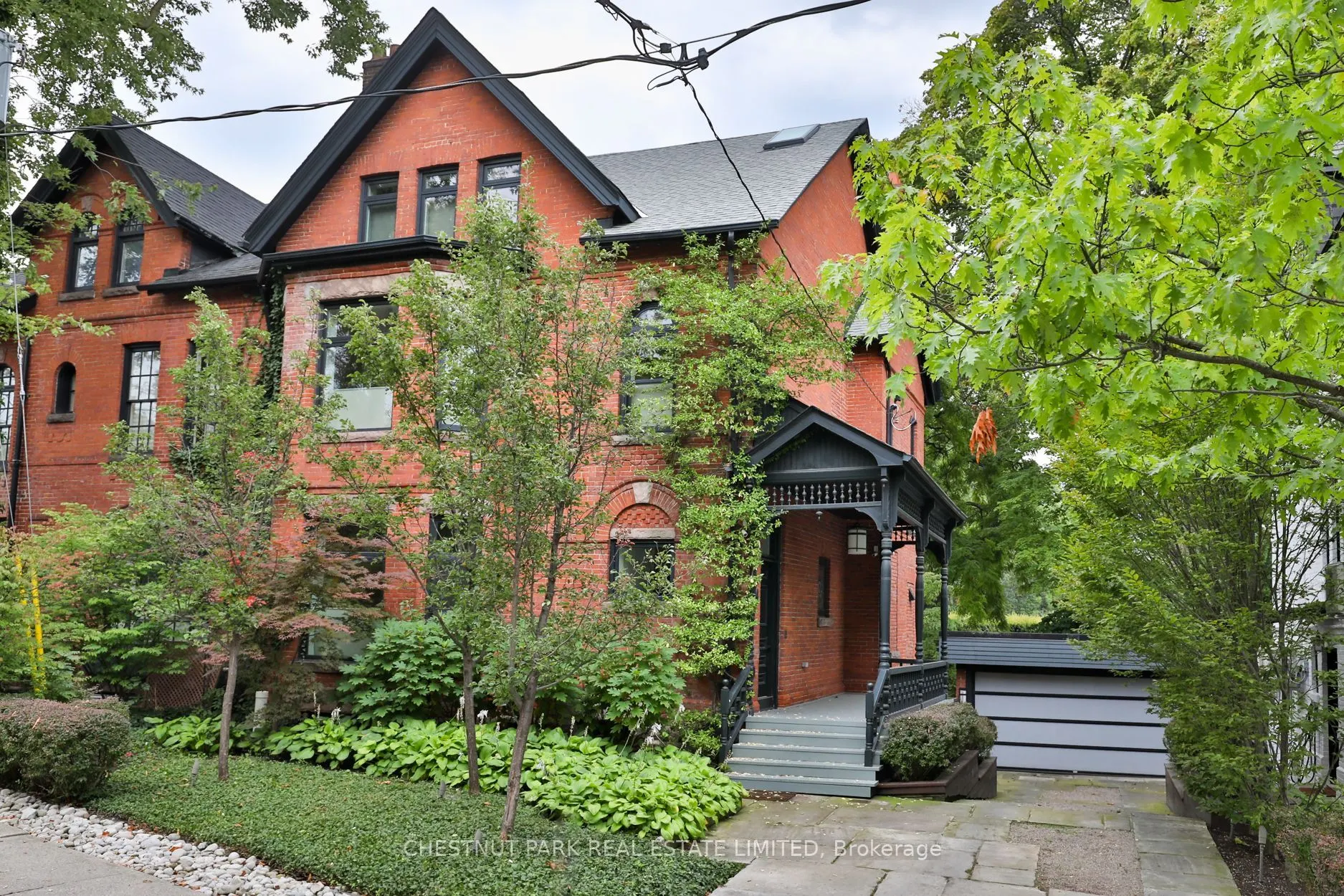 4 Meredith Crescent