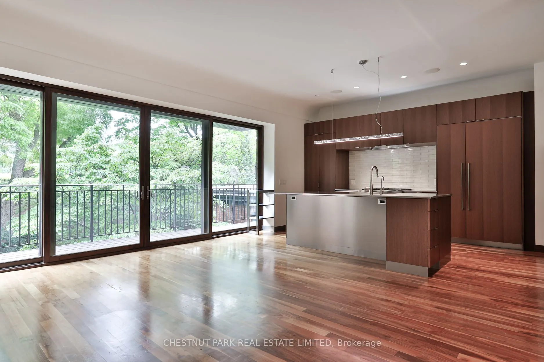 4 Meredith Crescent