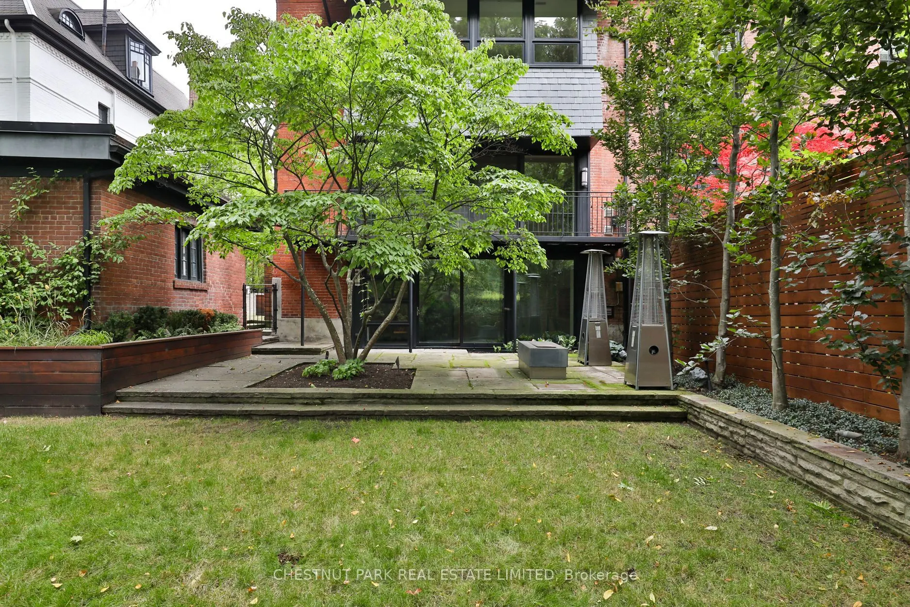 4 Meredith Crescent