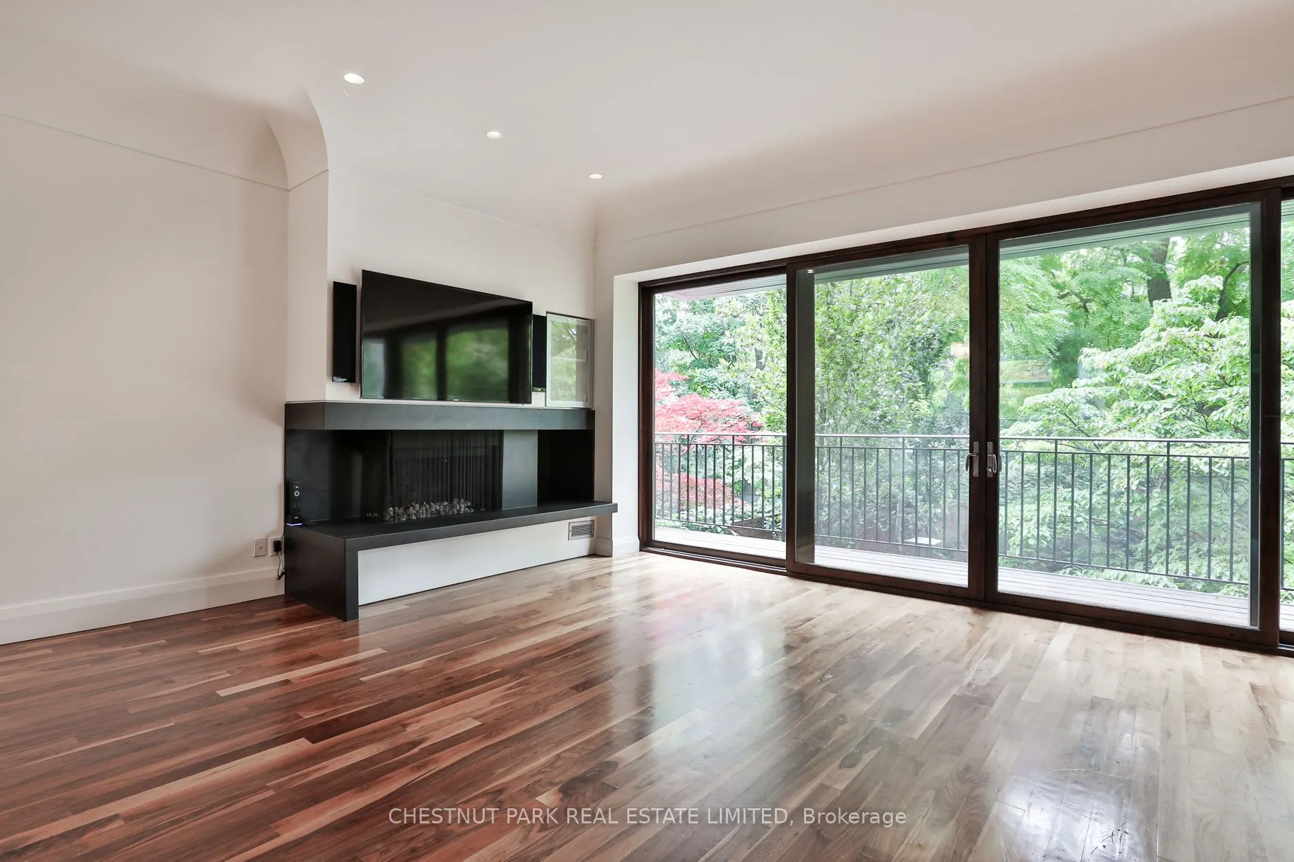 4 Meredith Crescent