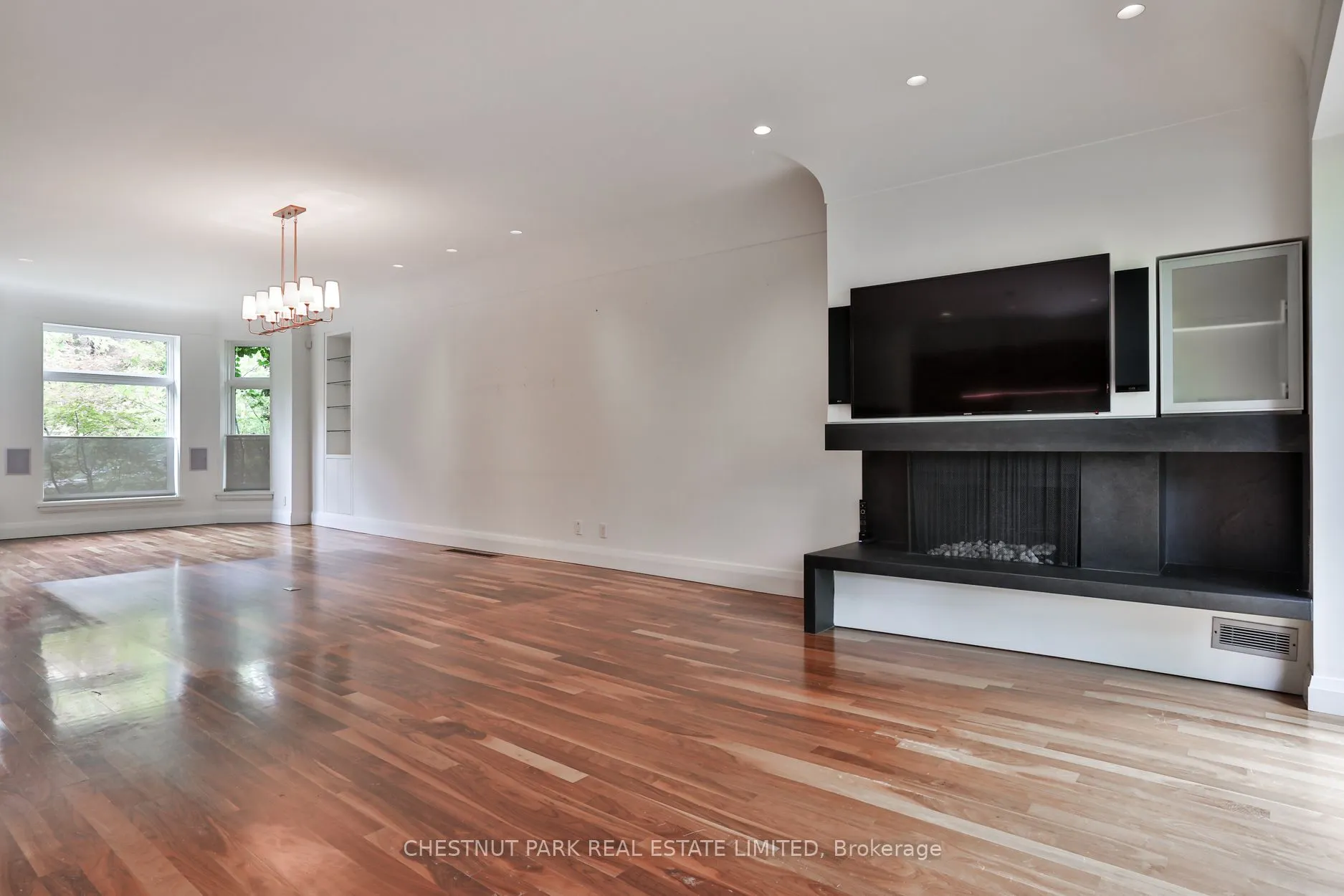 4 Meredith Crescent
