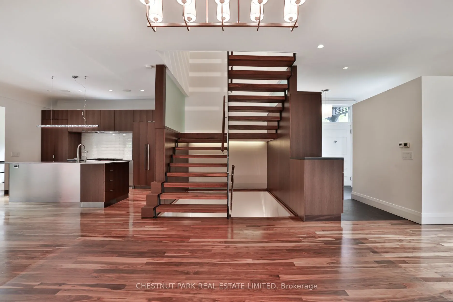 4 Meredith Crescent