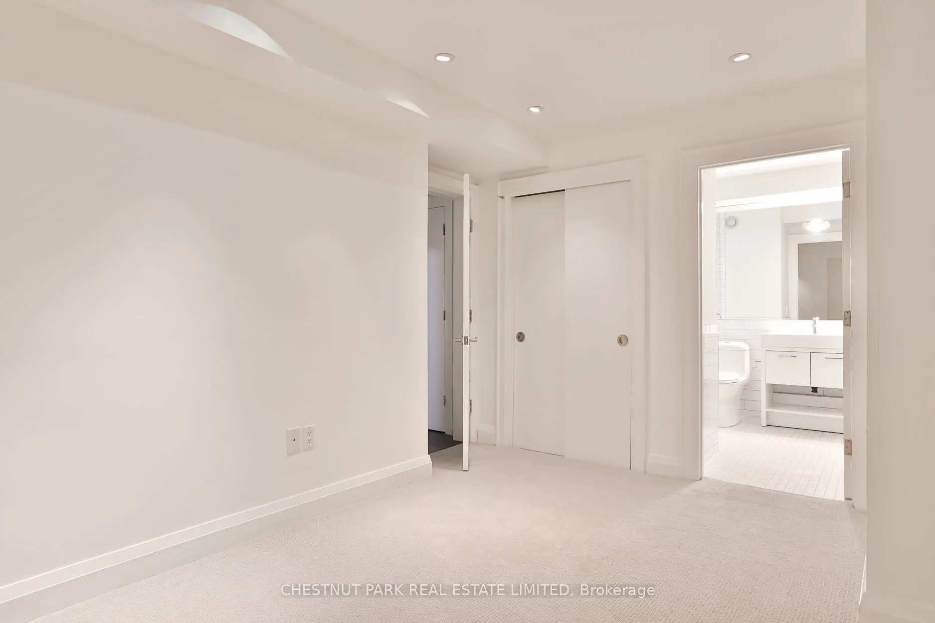4 Meredith Crescent