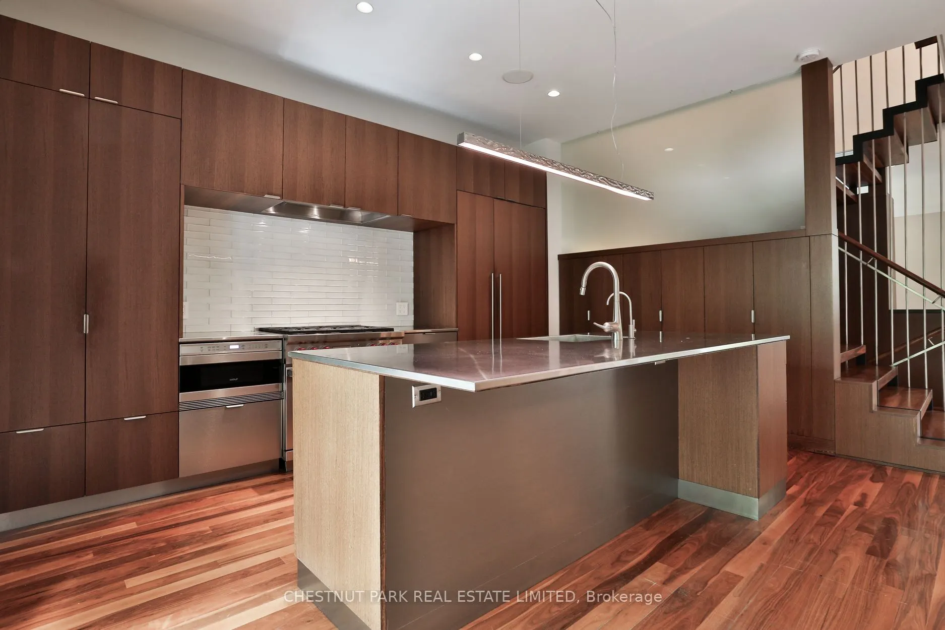 4 Meredith Crescent