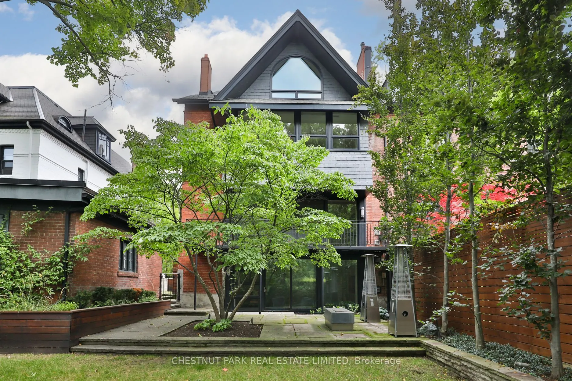 4 Meredith Crescent